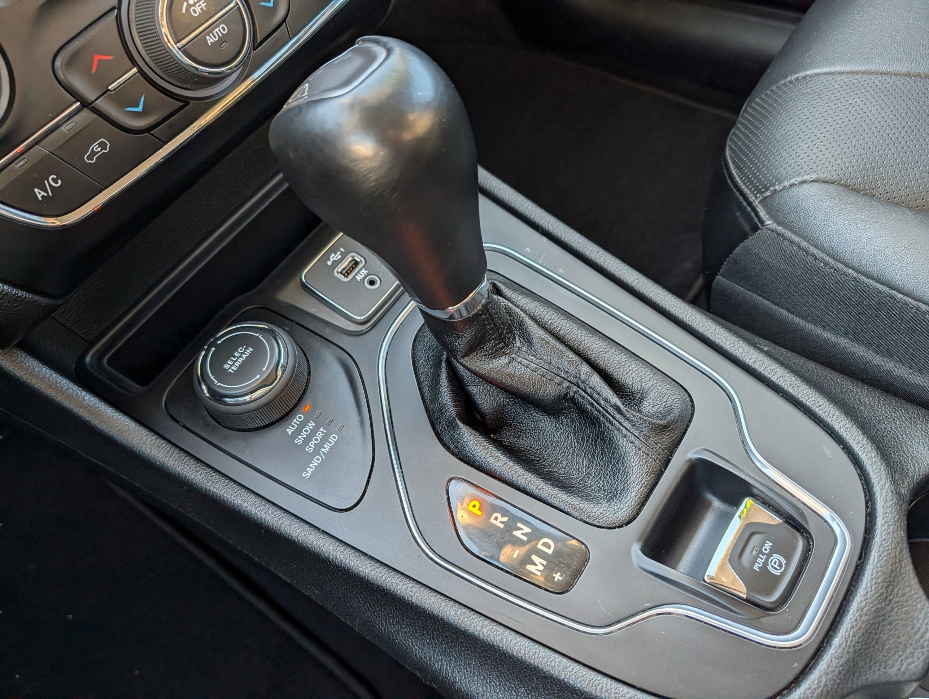 2021 Jeep Cherokee Latitude Lux 4X4