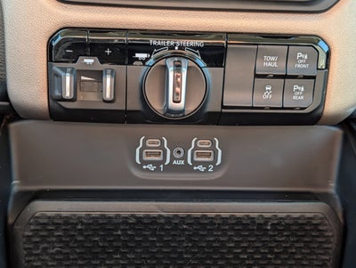 2022 RAM 1500 Laramie Crew Cab 4x4 5'7" Box