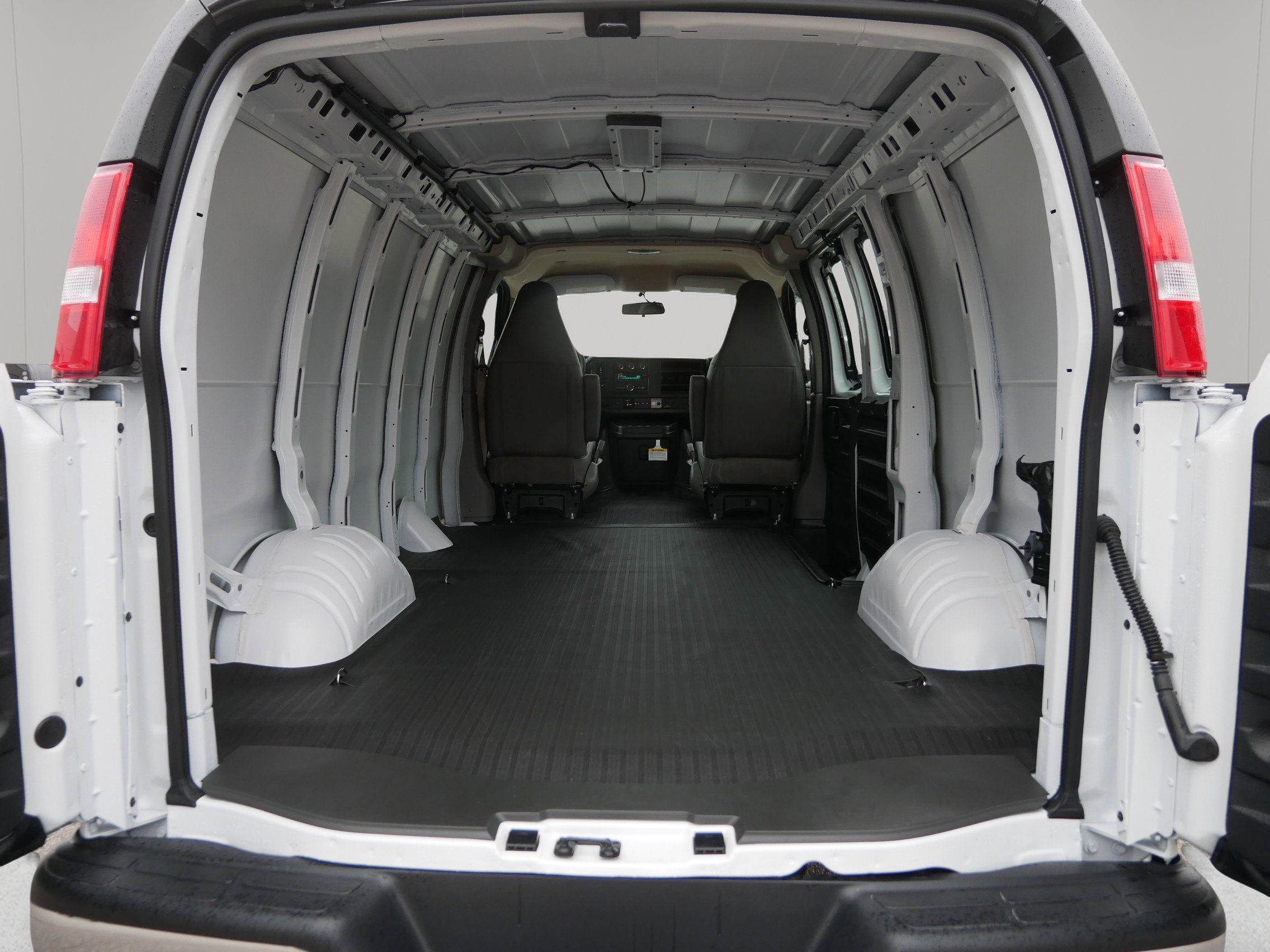 2025 Chevrolet Express Cargo 2500 Base