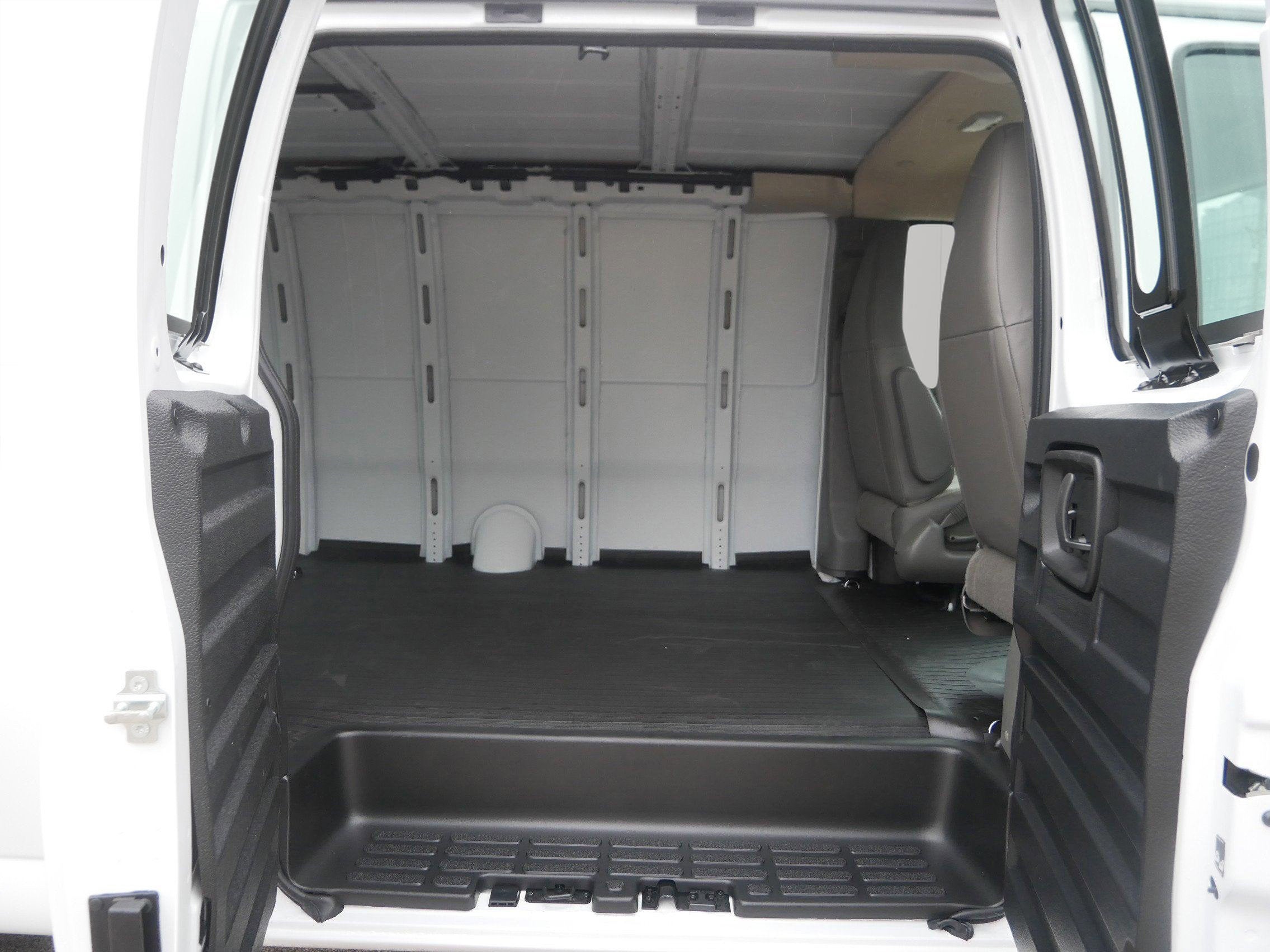 2025 Chevrolet Express Cargo 3500 Base