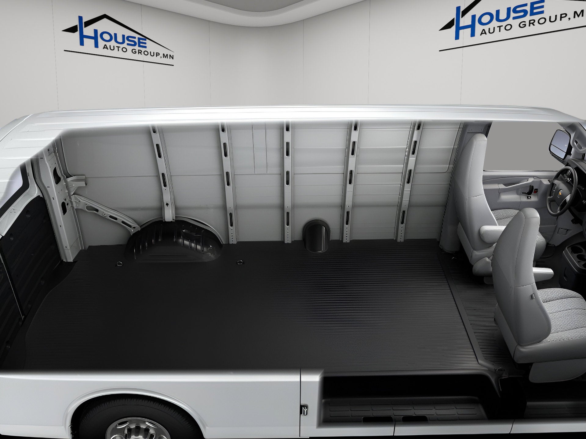 2025 Chevrolet Express Cargo 3500 Base