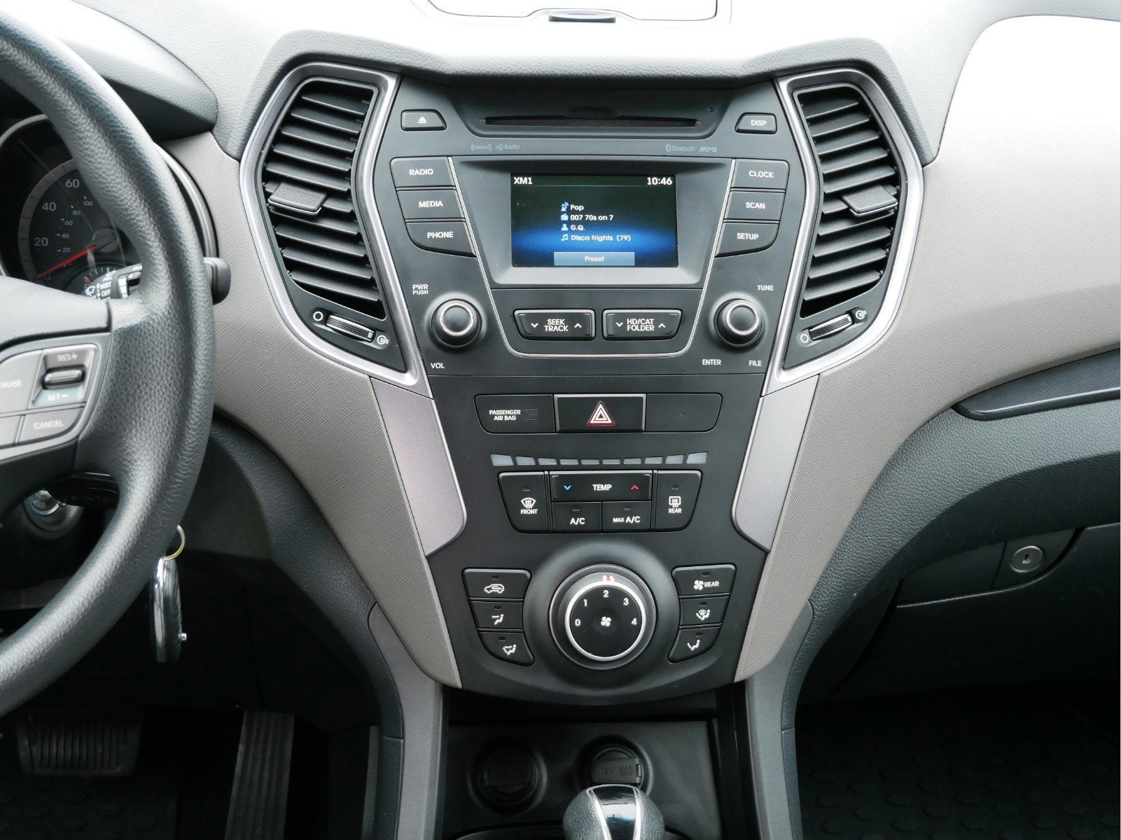 2016 Hyundai Santa Fe SE