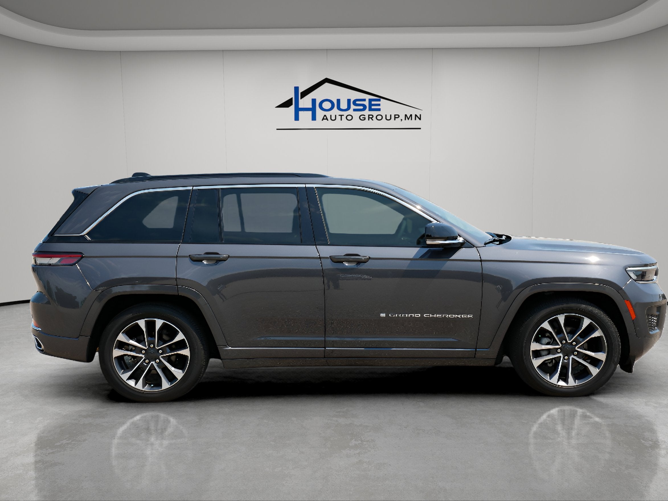 2024 Jeep Grand Cherokee Overland