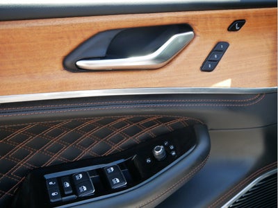 2022 Jeep Grand Cherokee Summit Reserve