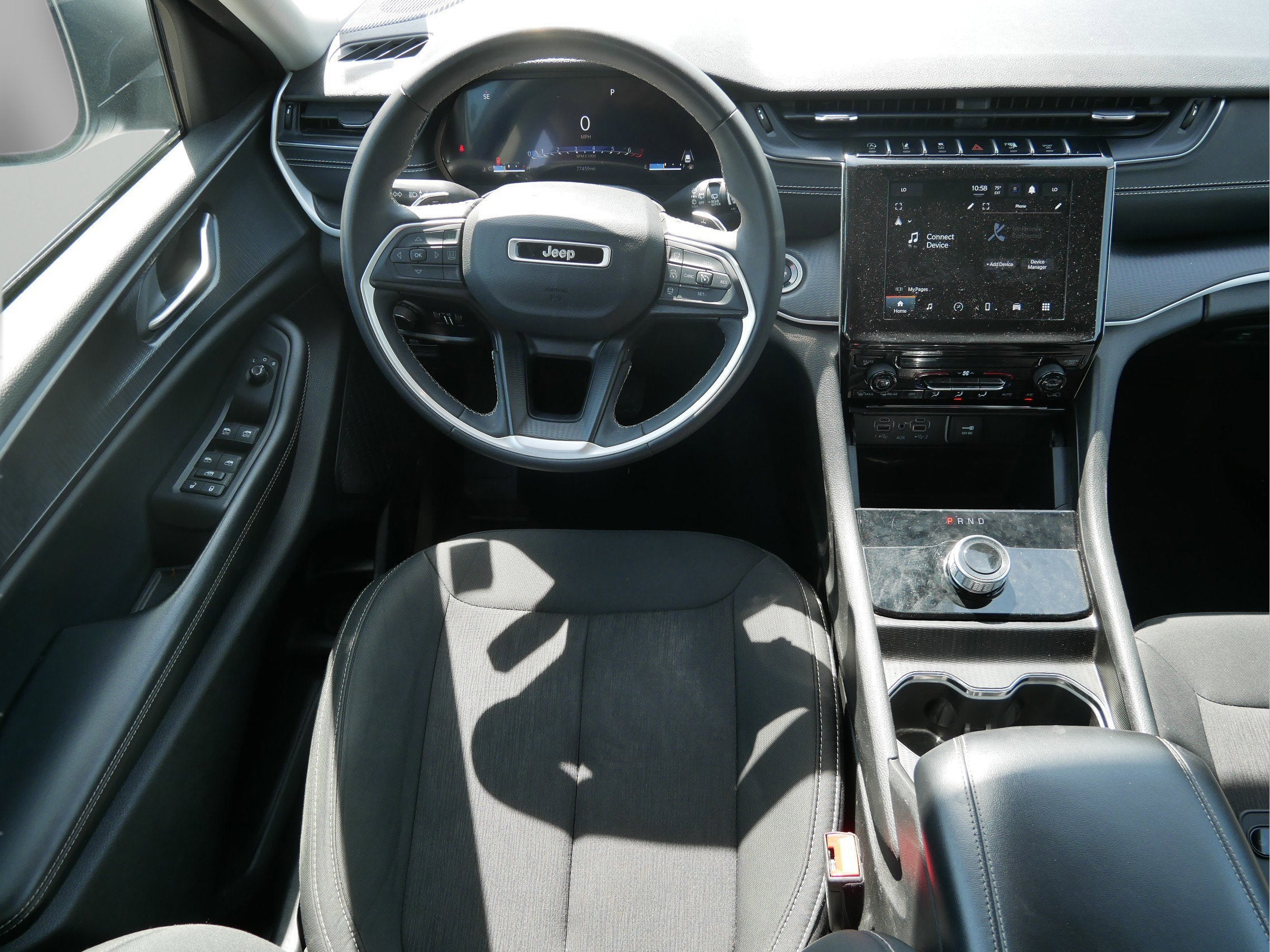 2023 Jeep Grand Cherokee L Laredo