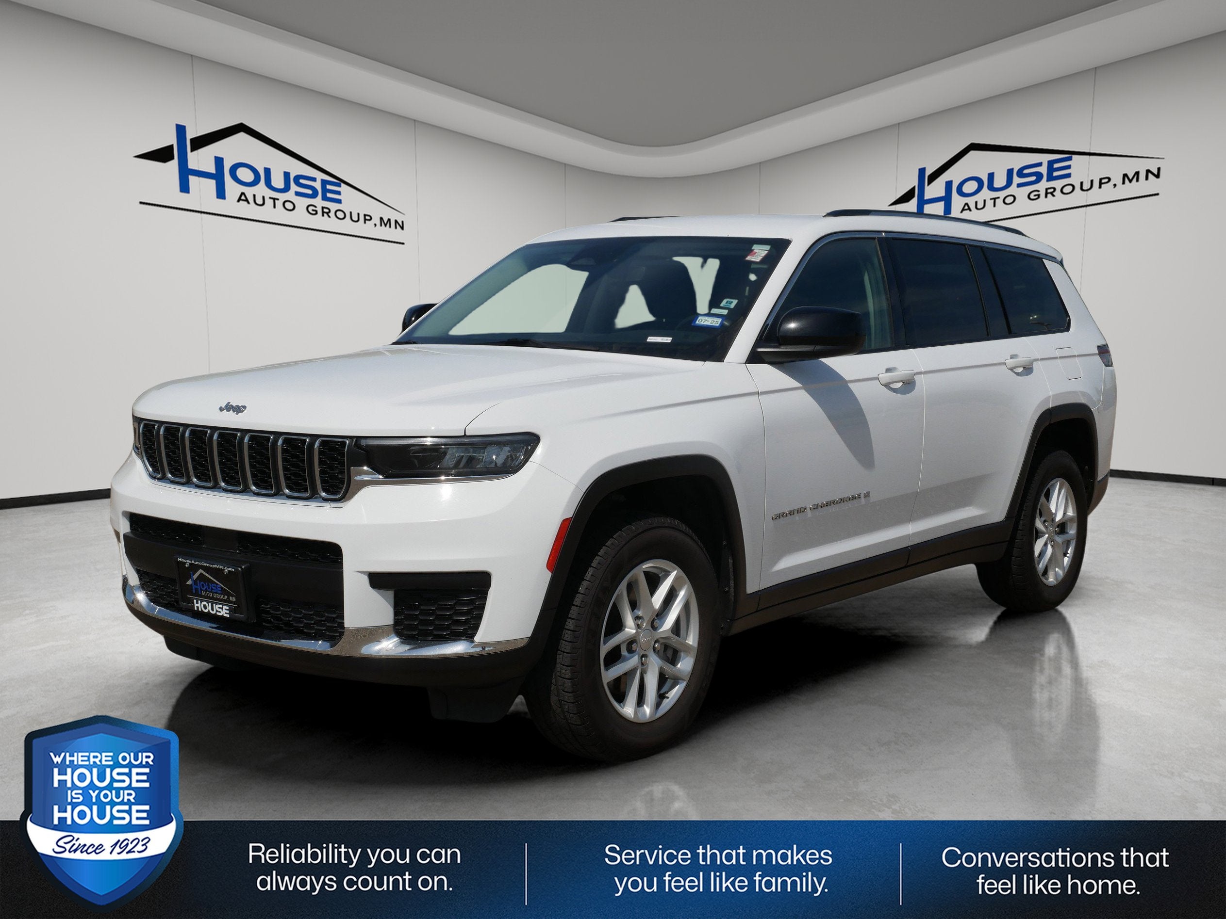 2023 Jeep Grand Cherokee L Laredo