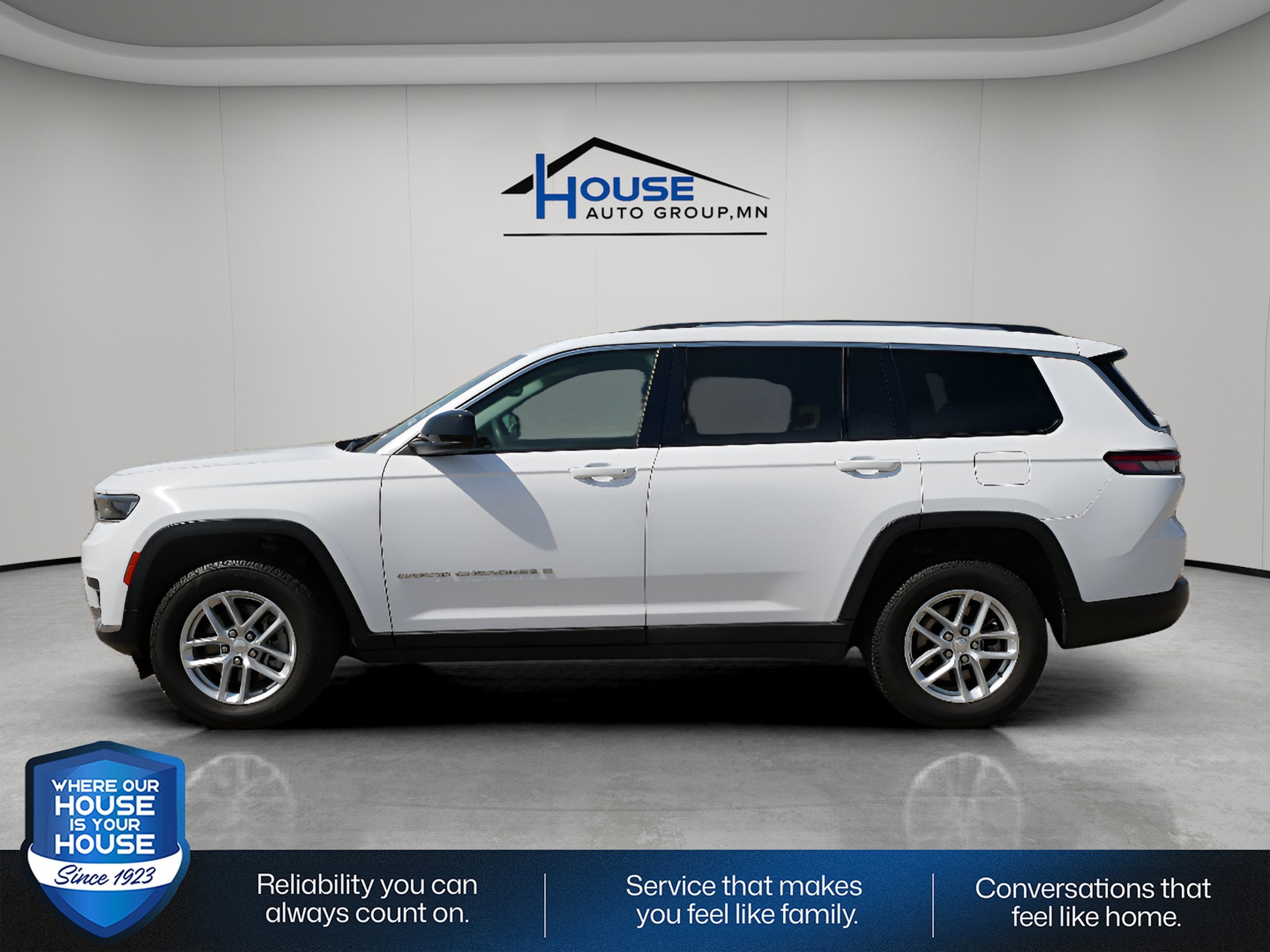 2023 Jeep Grand Cherokee L Laredo