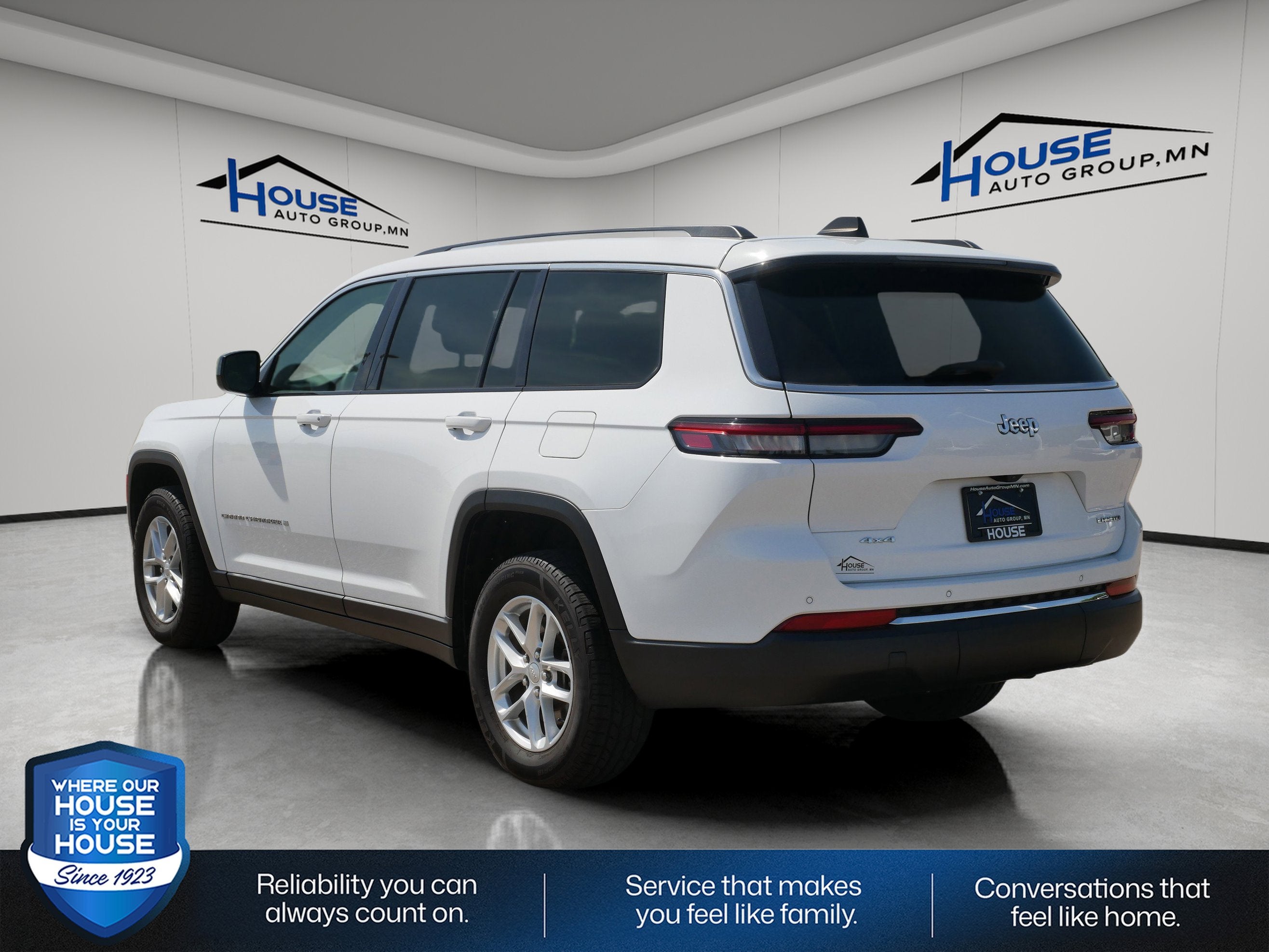 2023 Jeep Grand Cherokee L Laredo
