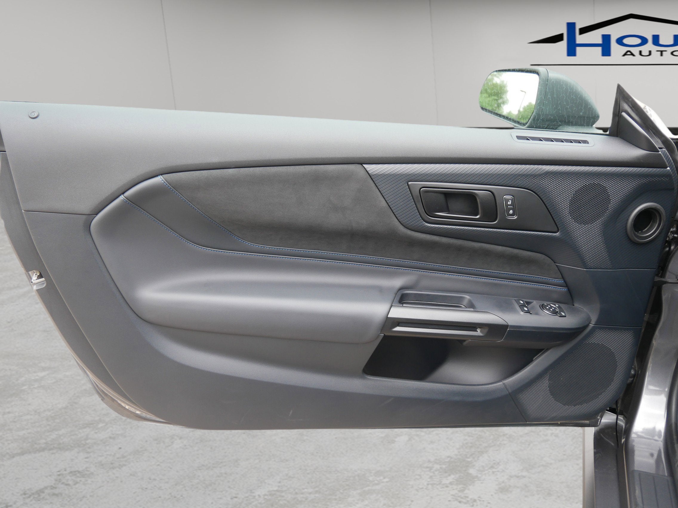 2024 Ford Mustang Dark Horse