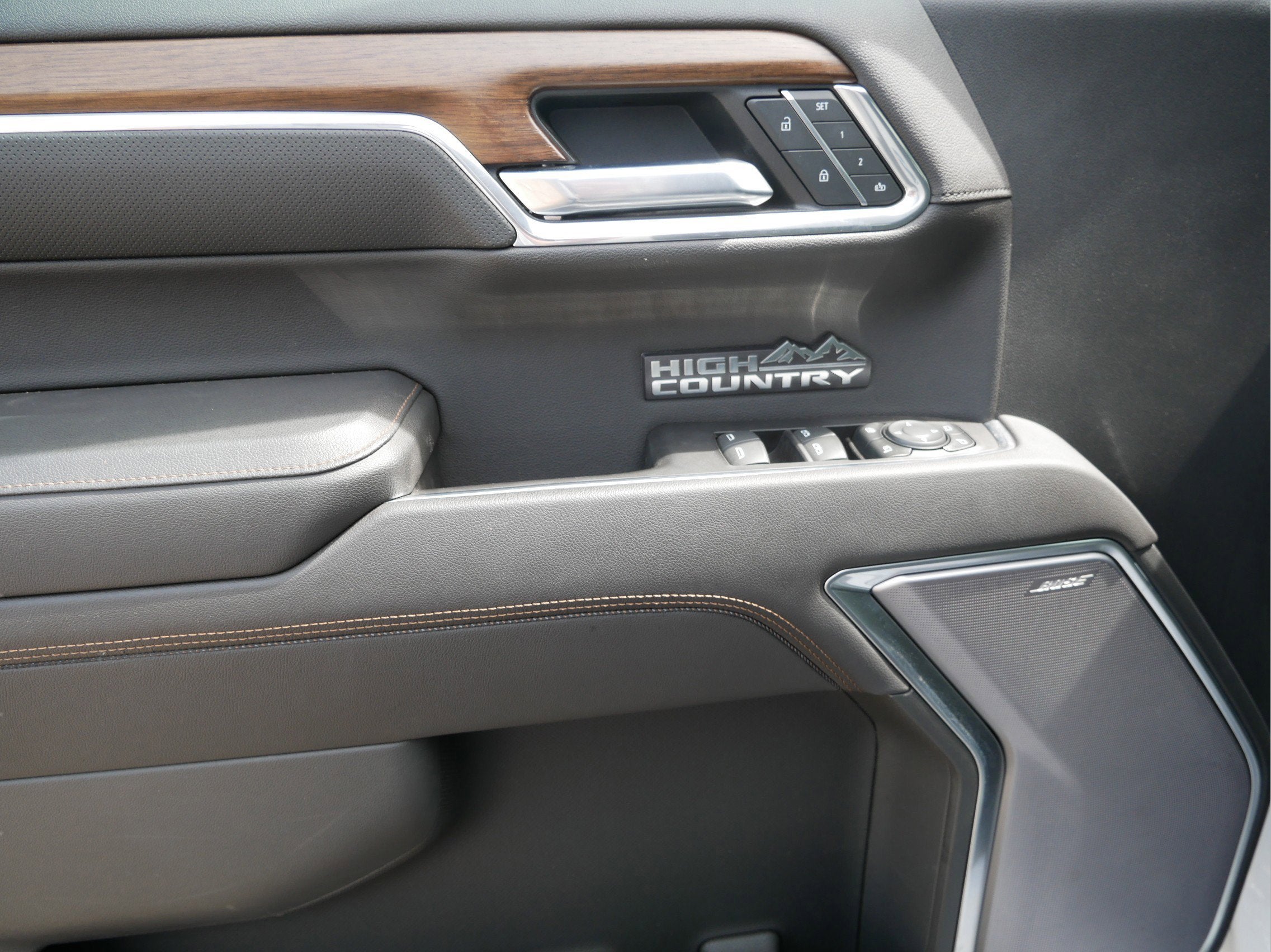 2022 Chevrolet Silverado 1500 High Country