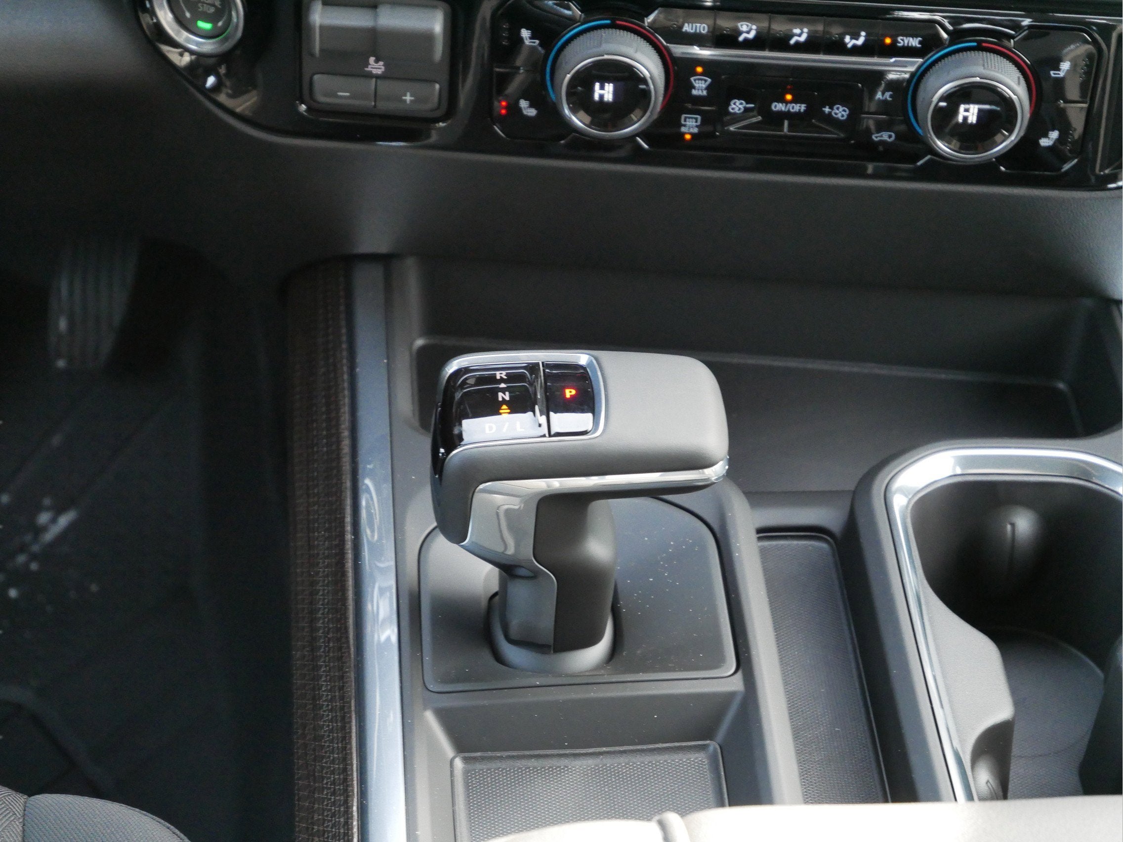 2026 Chevrolet Silverado 1500 Crew Cab Short Box 4-Wheel Drive RST