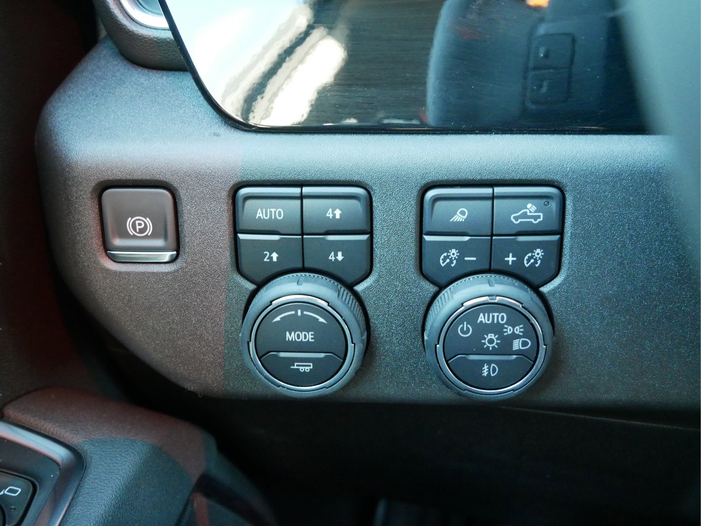 2025 Chevrolet Silverado 1500 Crew Cab Short Box 4-Wheel Drive RST