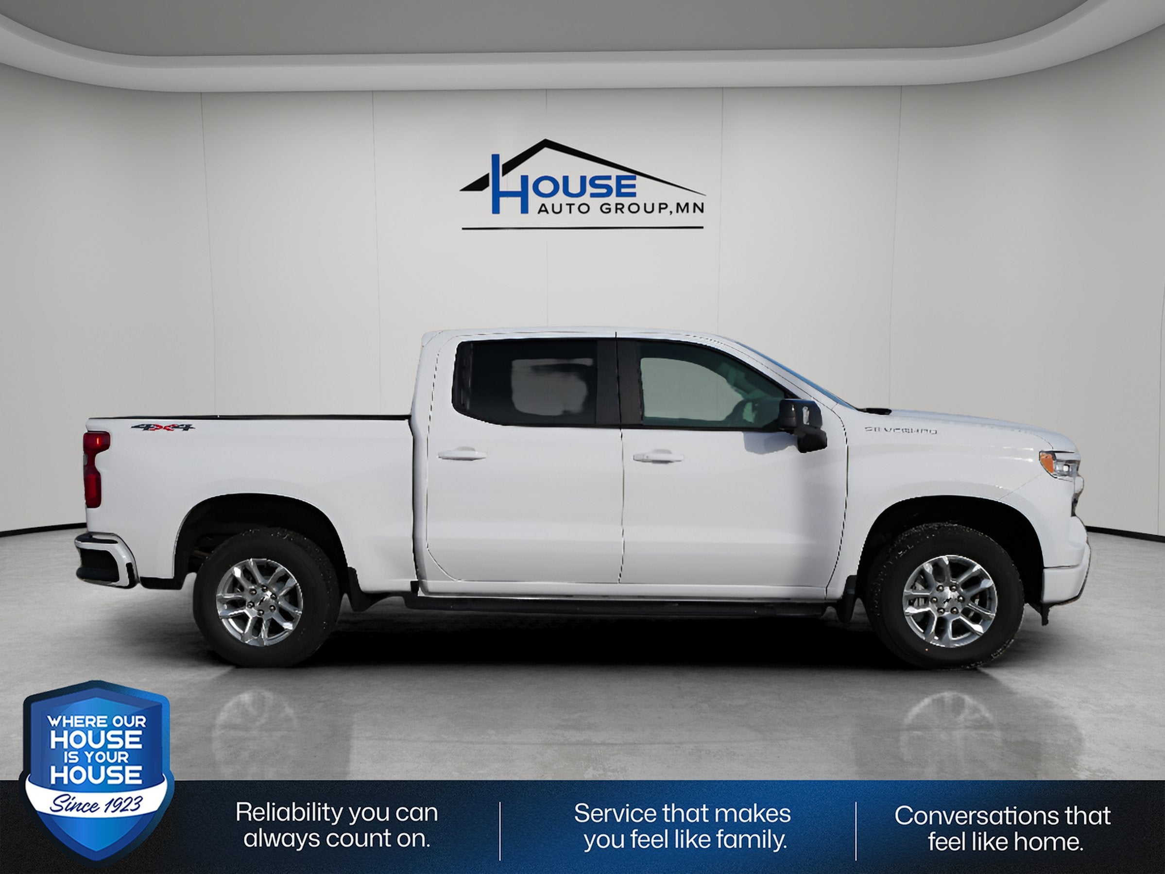 2025 Chevrolet Silverado 1500 Crew Cab Short Box 4-Wheel Drive RST