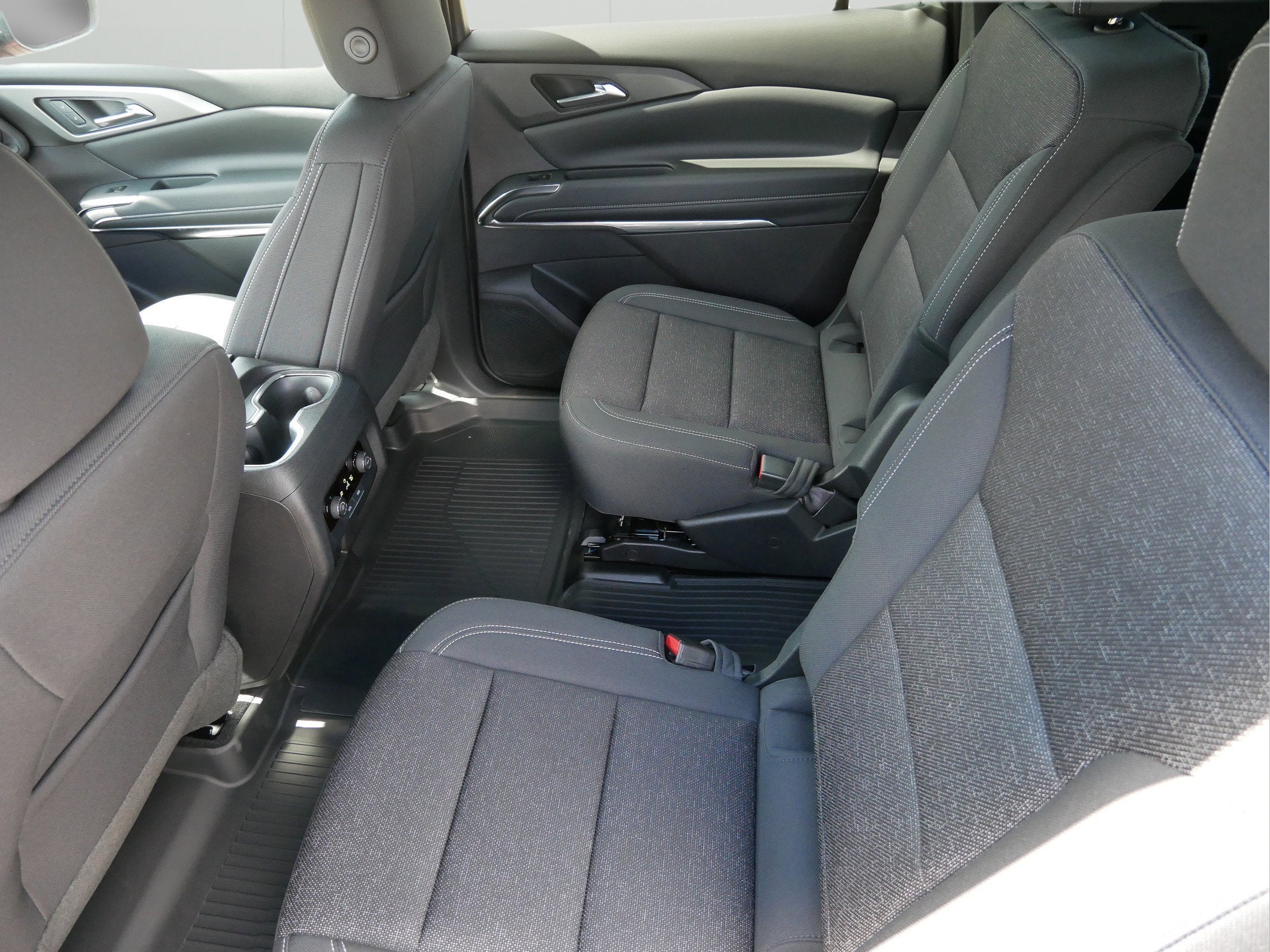 2026 Chevrolet Traverse LT w/2LT