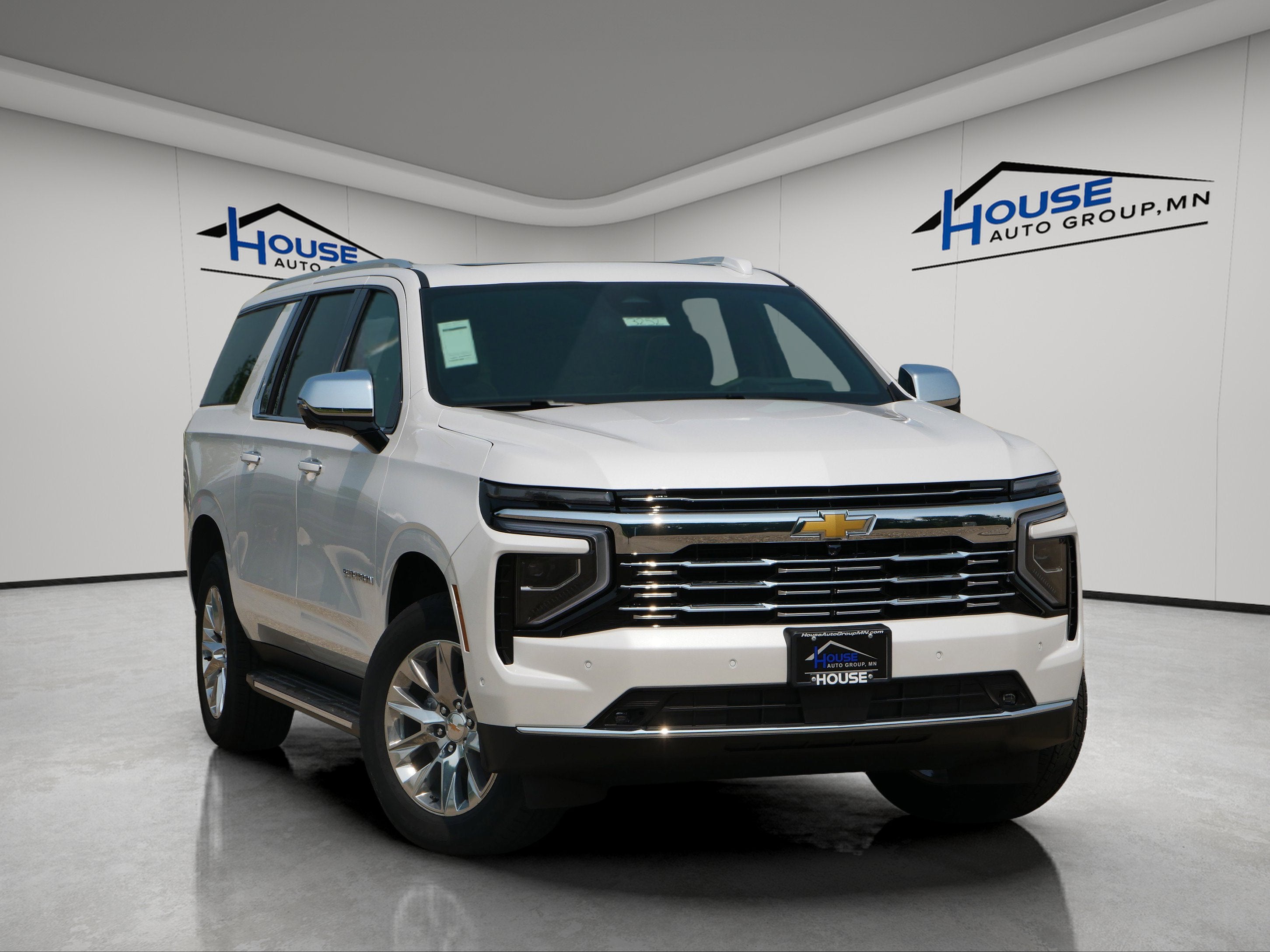 2025 Chevrolet Suburban 4WD Premier
