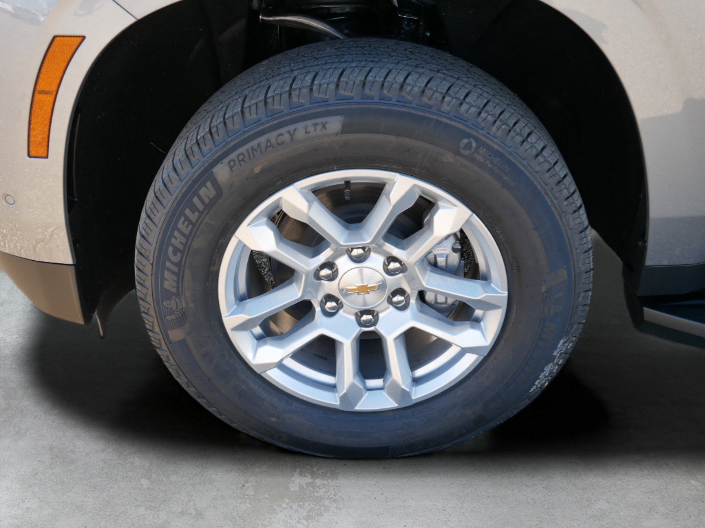 2026 Chevrolet Tahoe 4WD LS