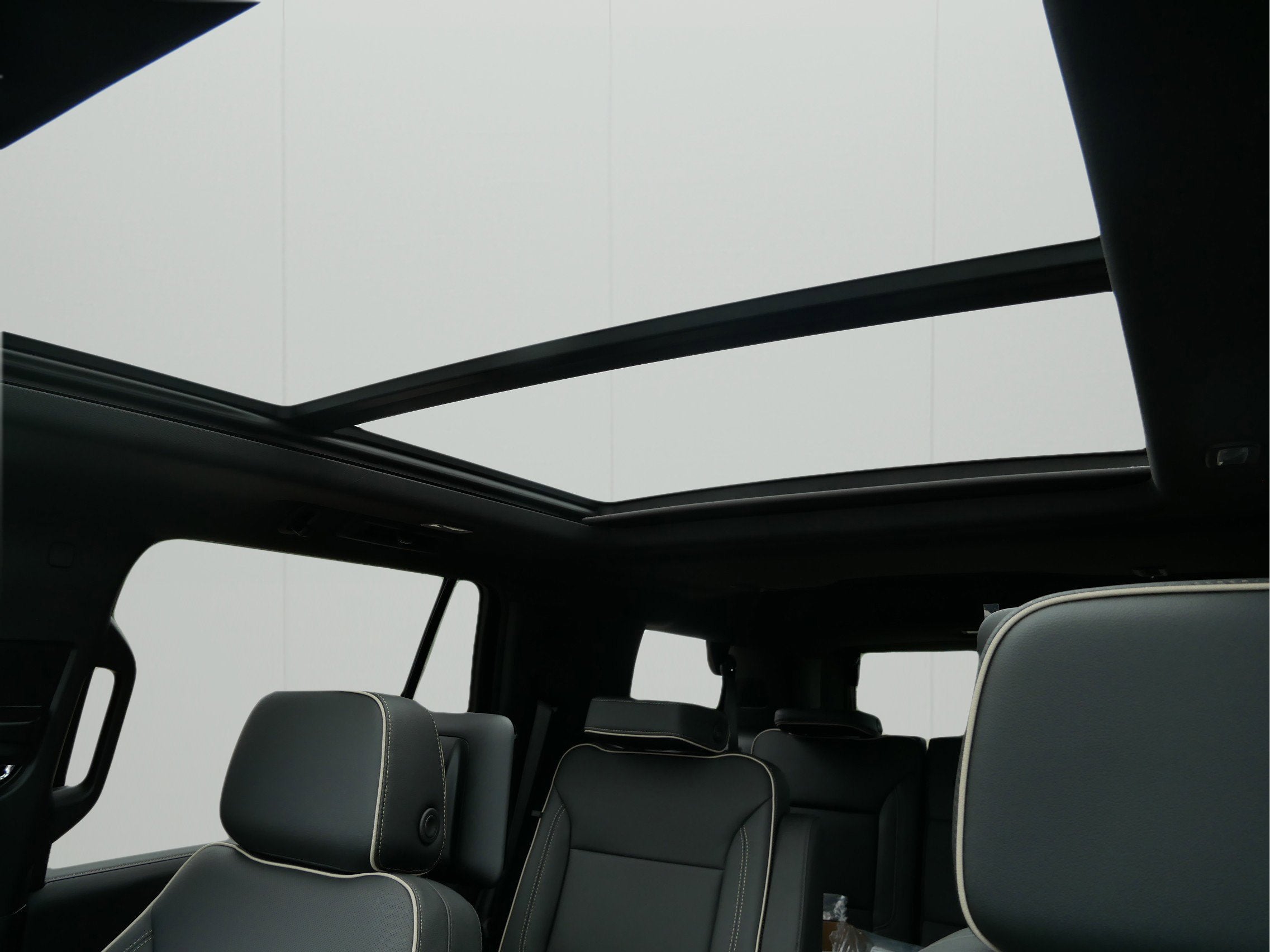 2026 Chevrolet Tahoe 4WD Premier