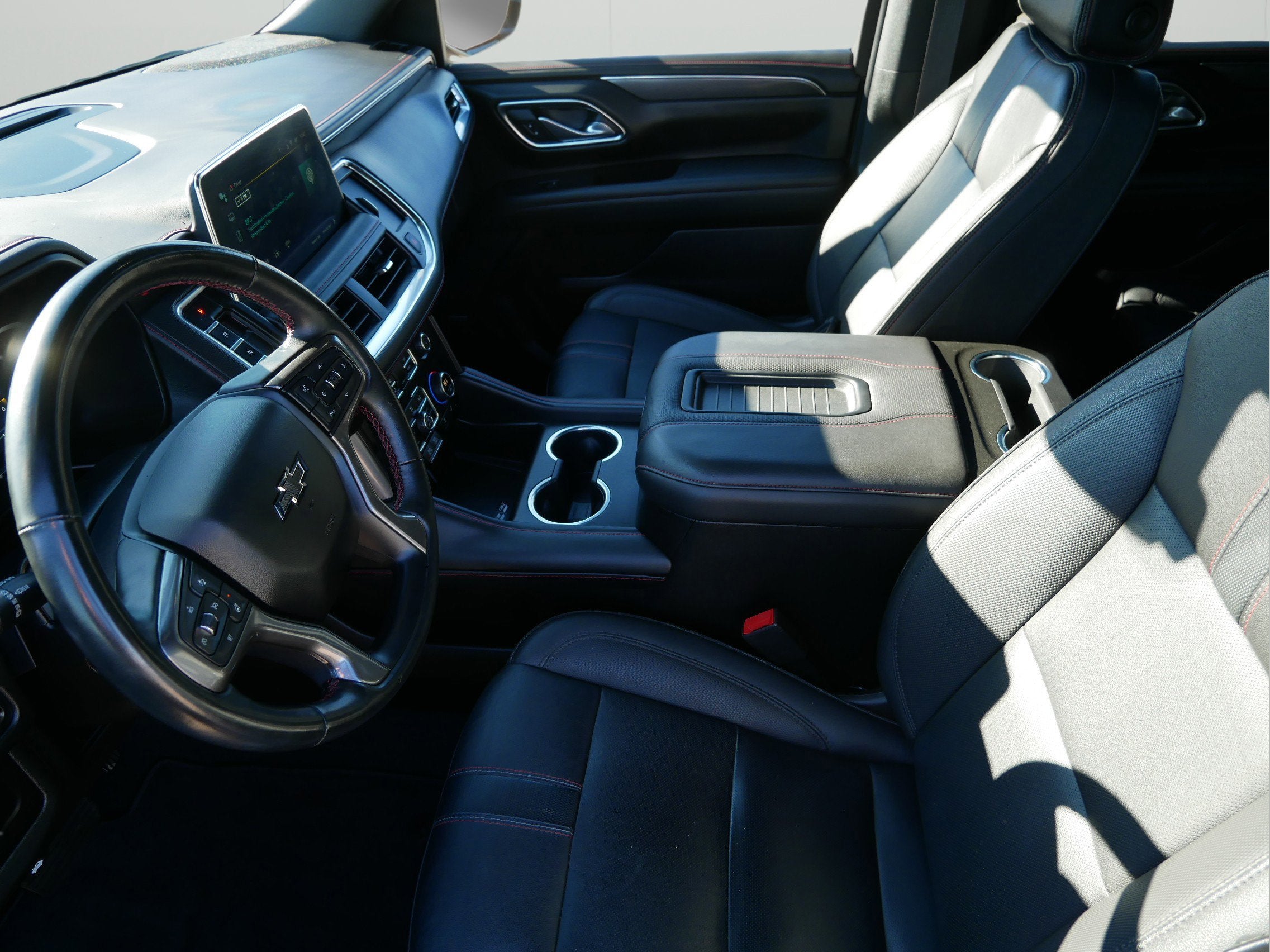 2023 Chevrolet Suburban RST