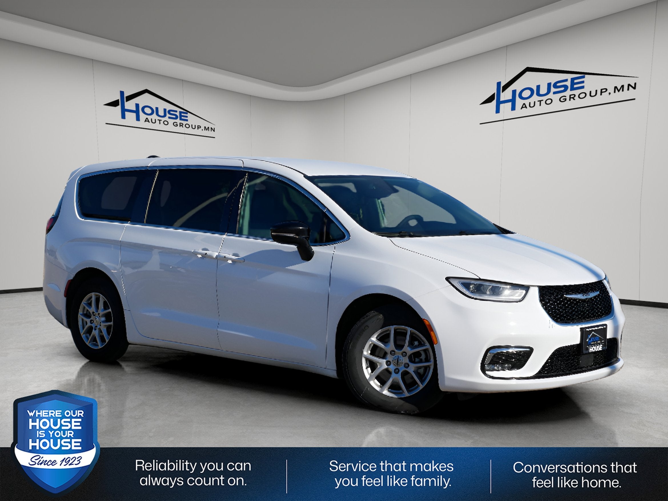 2024 Chrysler Pacifica Touring L