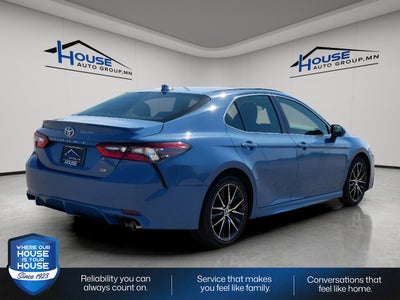 2024 Toyota Camry SE