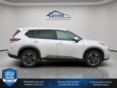 2024 Nissan Rogue SV