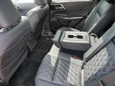 2023 Mitsubishi Outlander SEL Black Edition