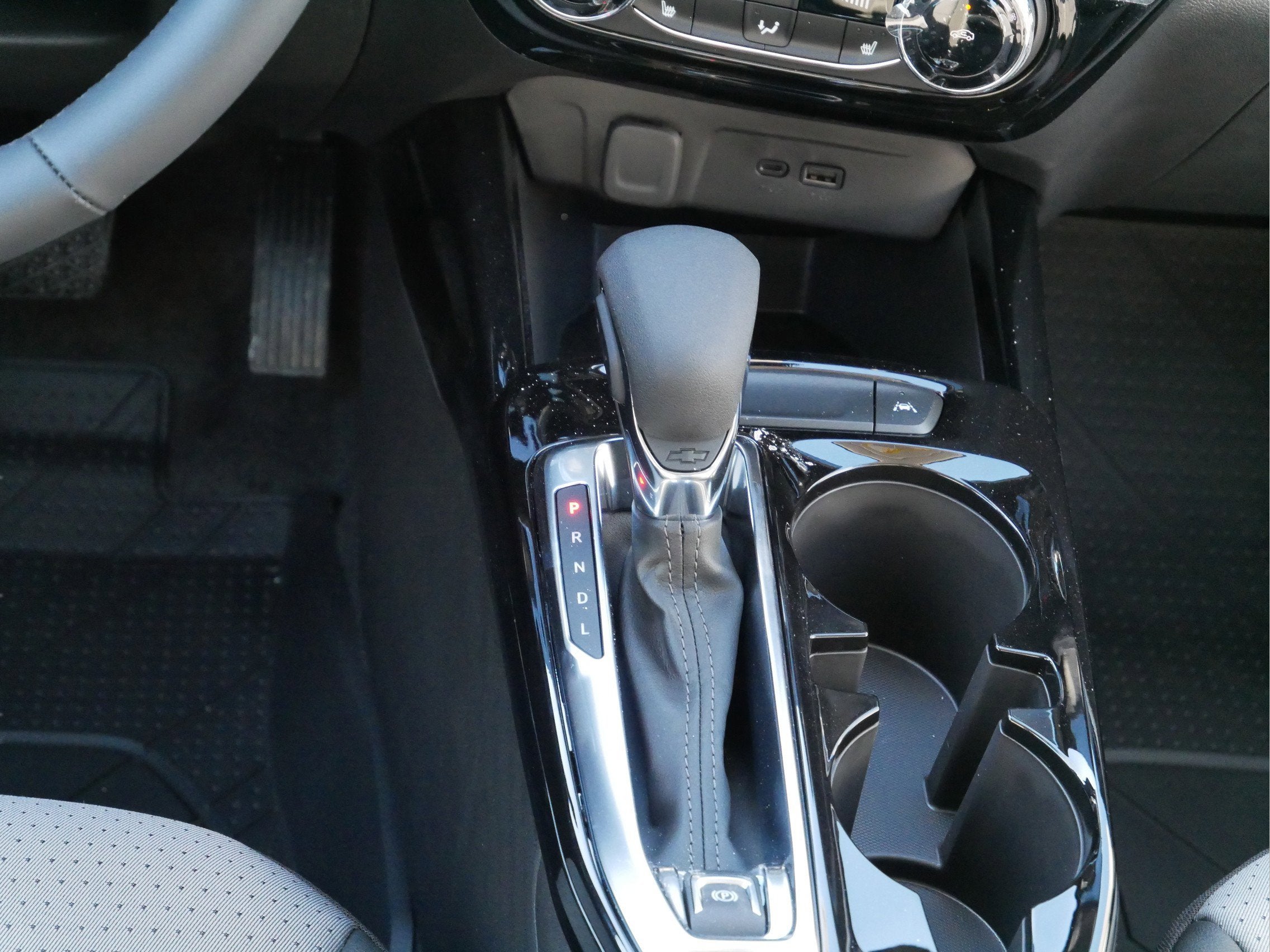 2026 Chevrolet Trax FWD 4dr LT