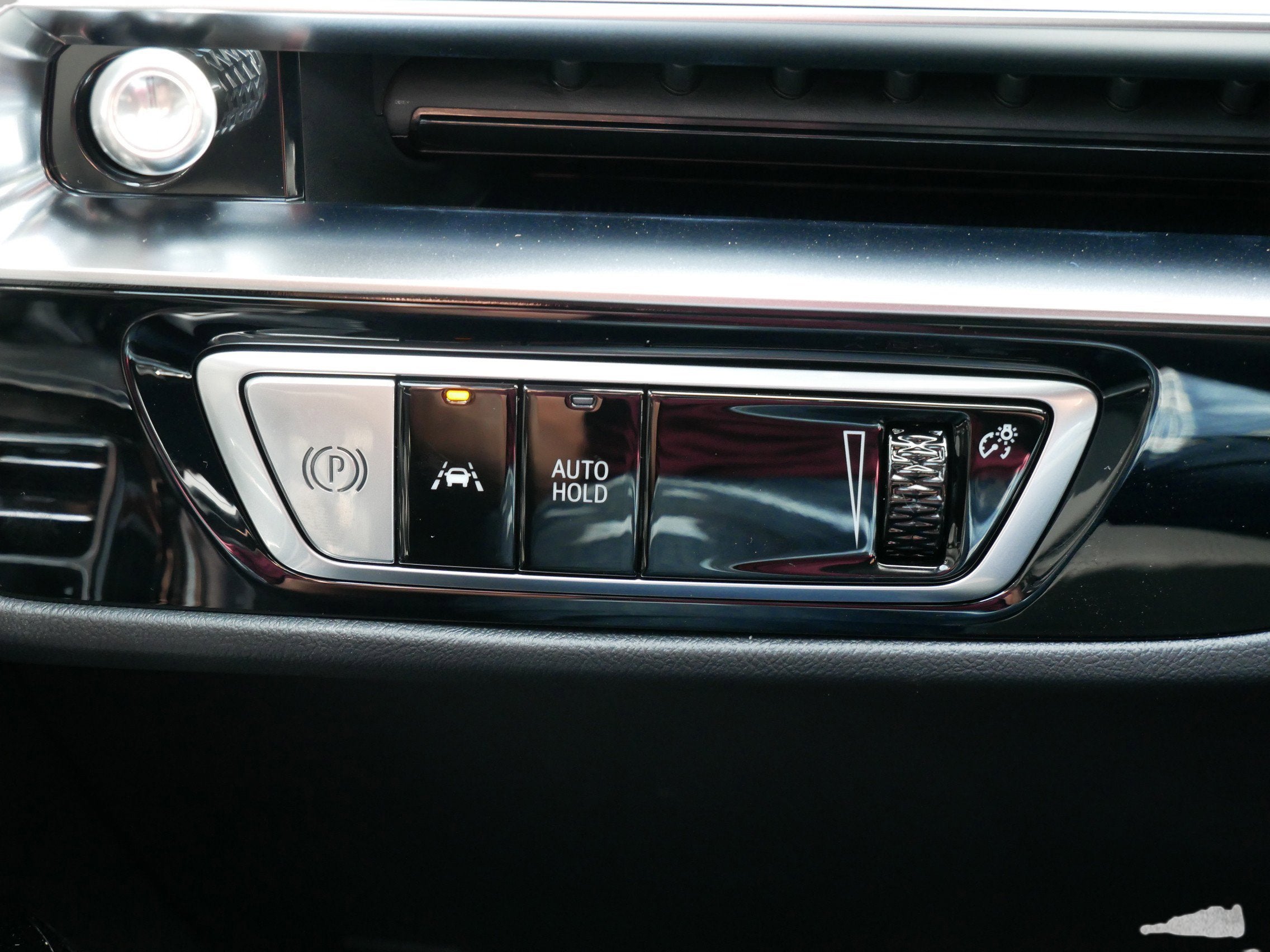 2026 Cadillac LYRIQ Premium Luxury