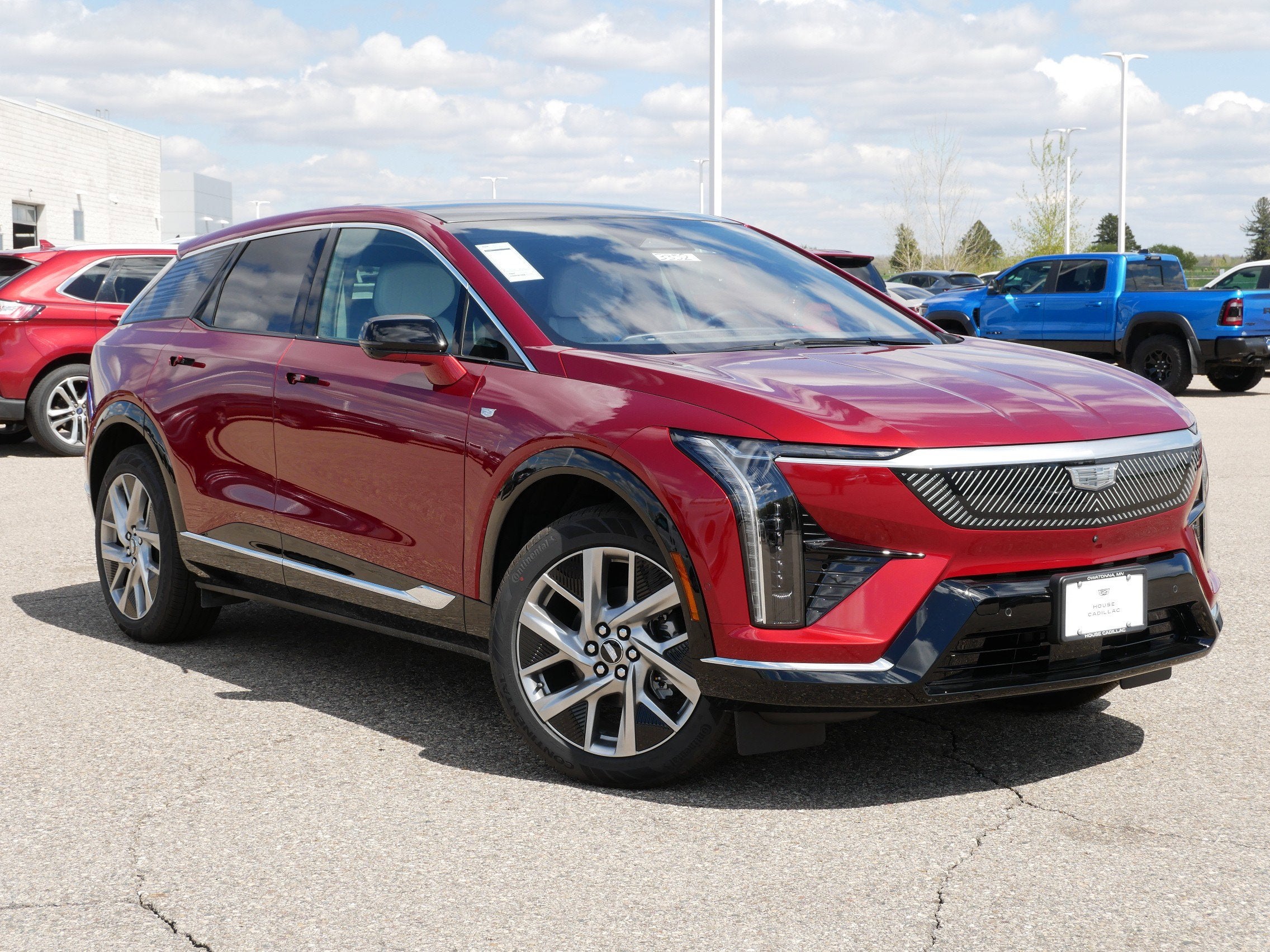 2026 Cadillac OPTIQ Luxury