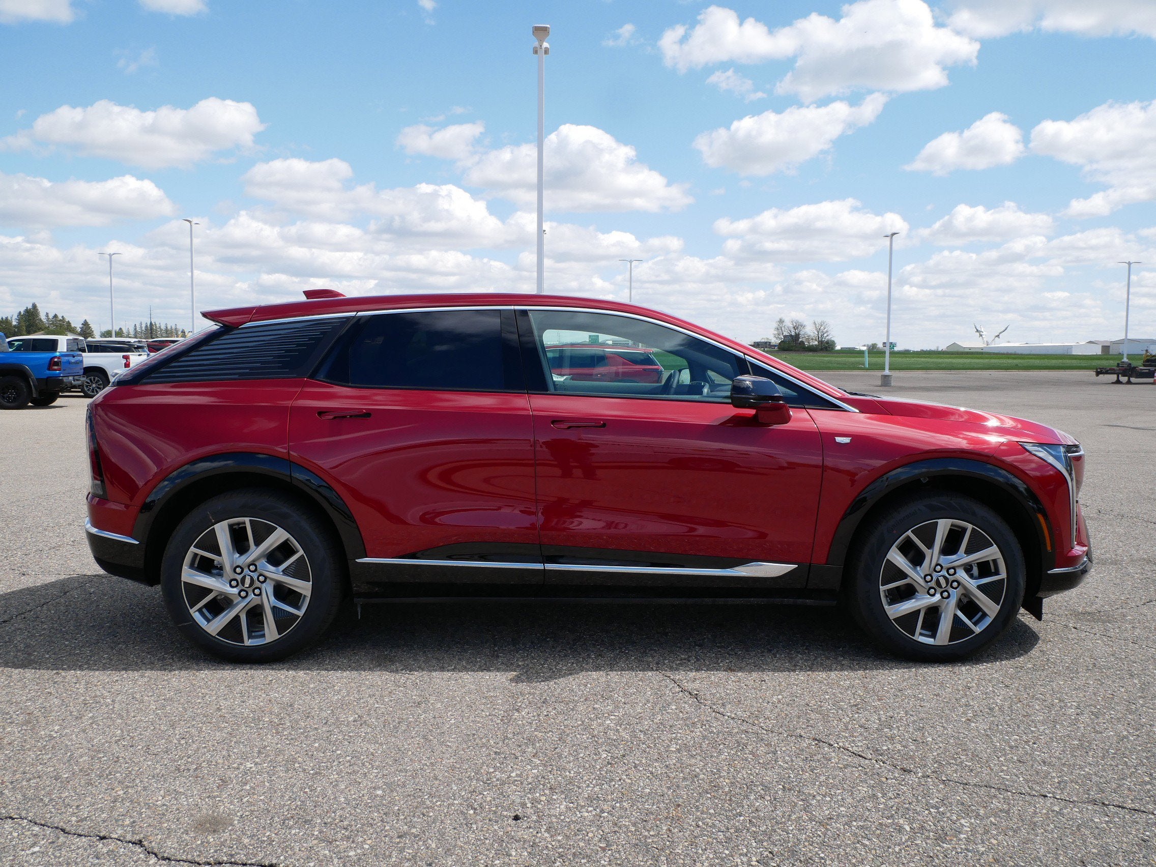 2026 Cadillac OPTIQ Luxury