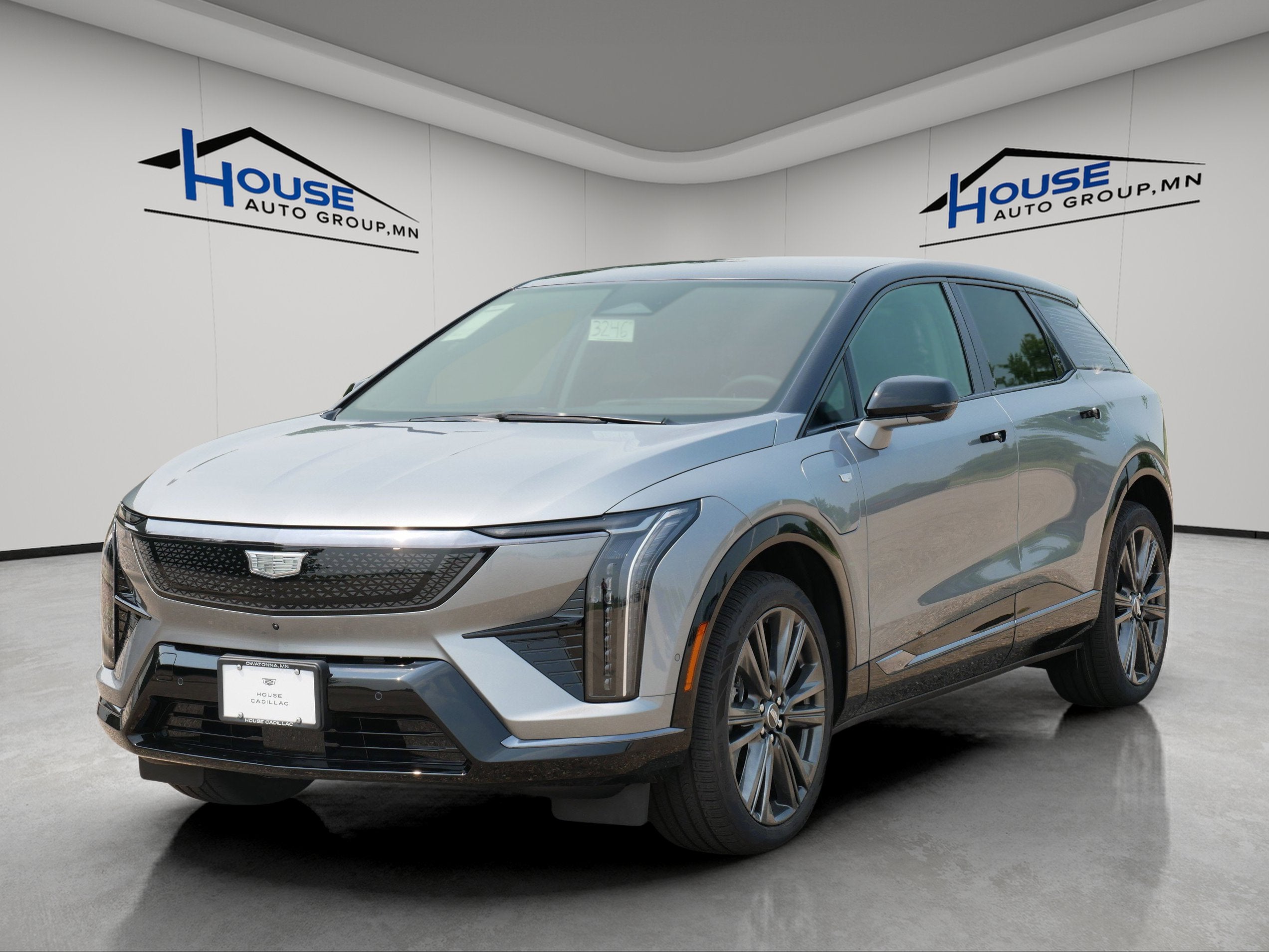 2025 Cadillac OPTIQ Sport 2