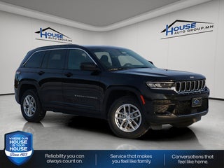 2025 Jeep Grand Cherokee GRAND CHEROKEE LAREDO X 4X4