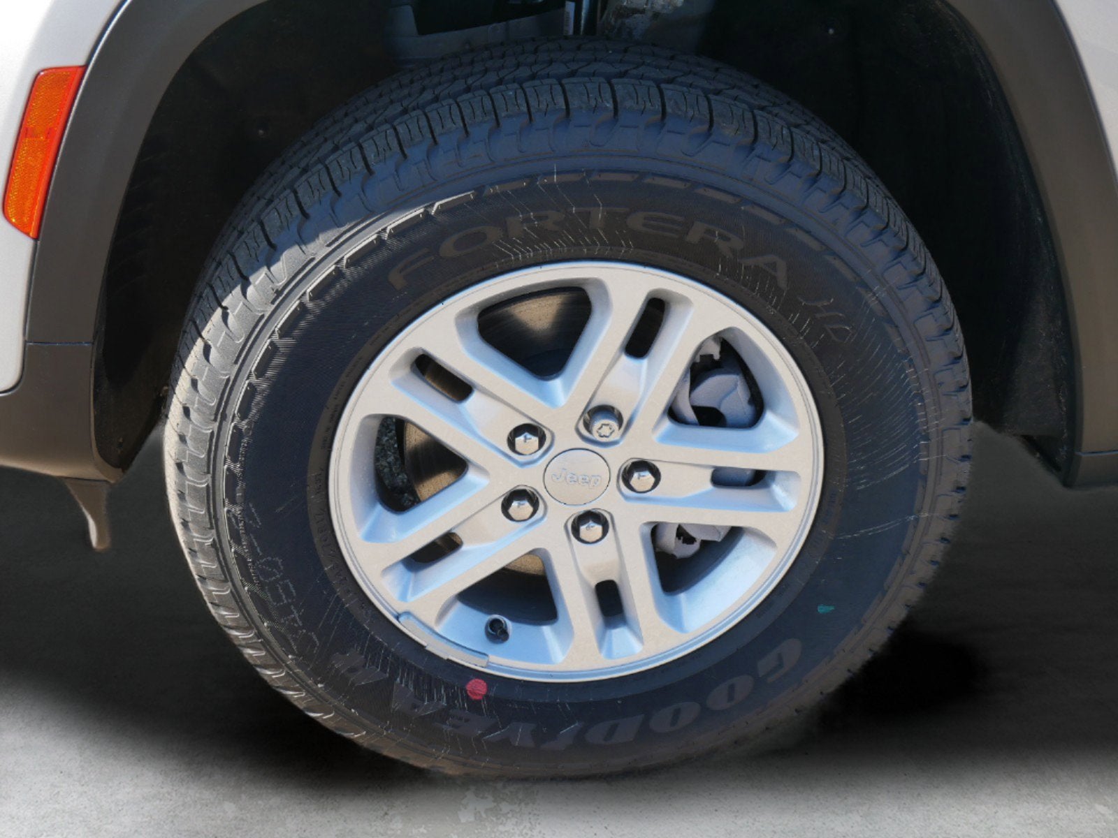 2025 Jeep Grand Cherokee GRAND CHEROKEE LAREDO 4X4