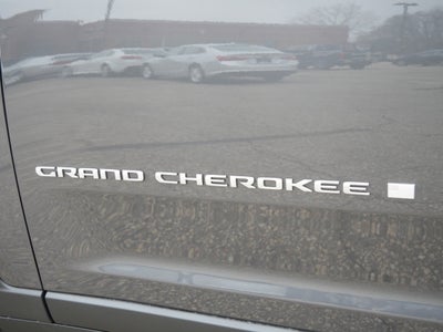 2025 Jeep Grand Cherokee GRAND CHEROKEE LAREDO X 4X4