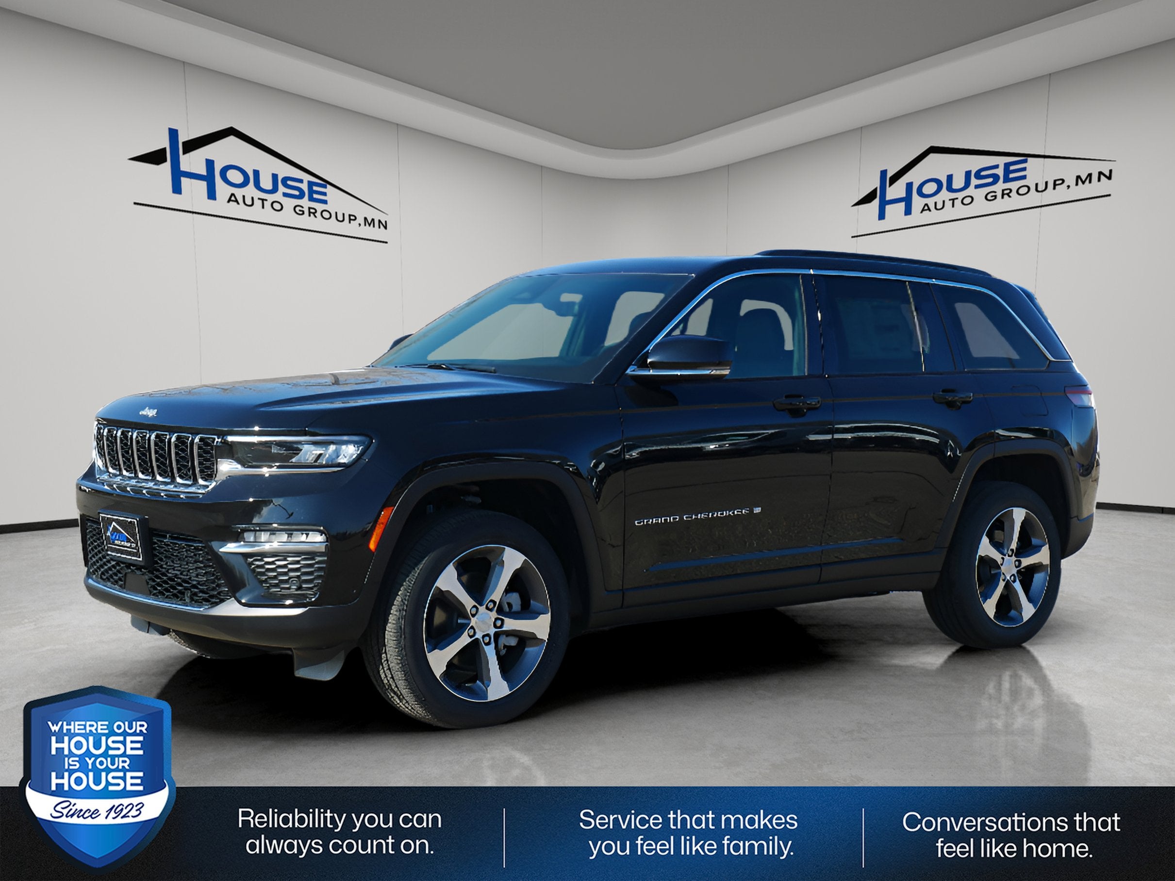 2025 Jeep Grand Cherokee GRAND CHEROKEE LIMITED 4X4