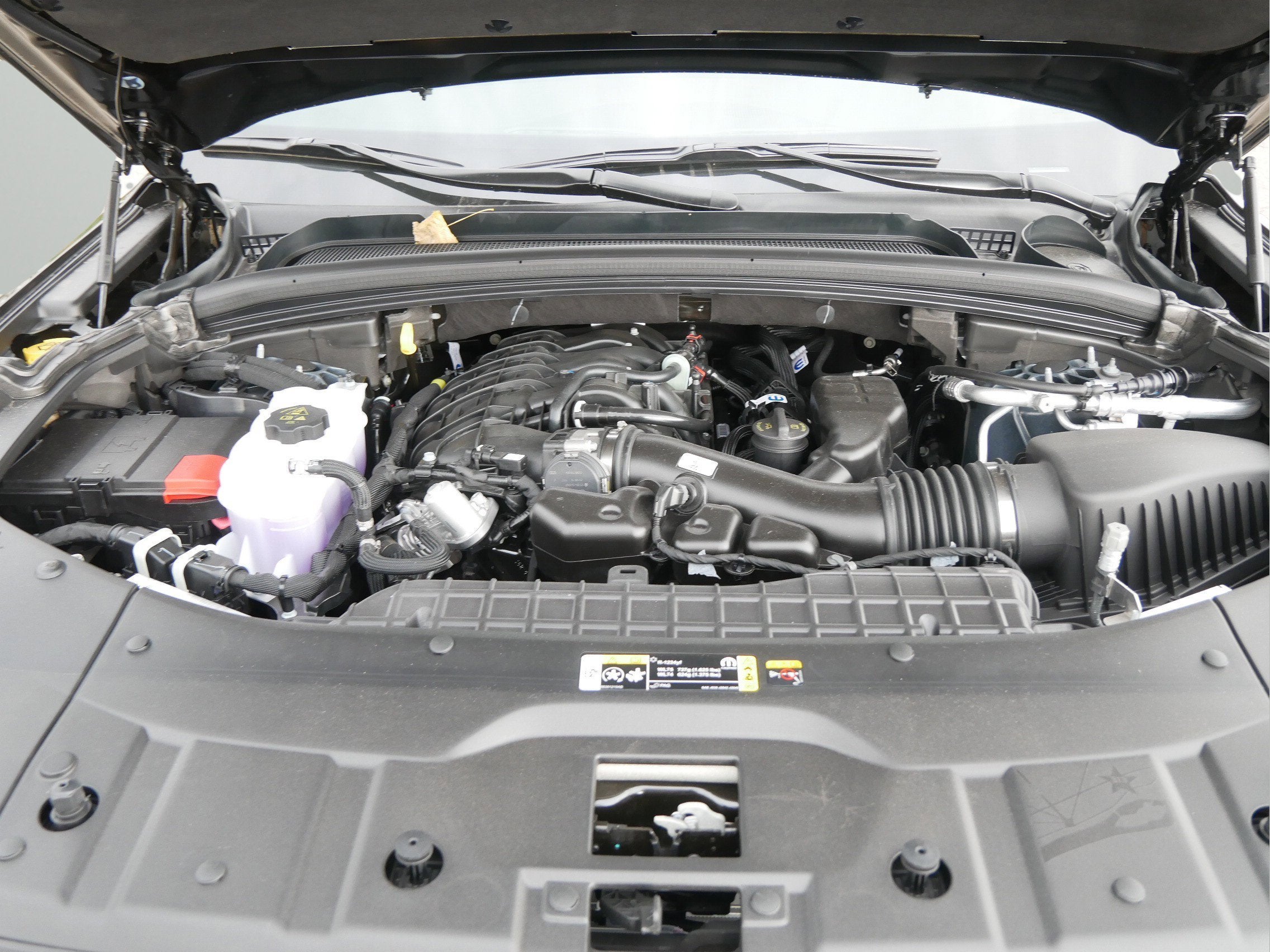 2025 Jeep Grand Cherokee GRAND CHEROKEE L LAREDO X 4X4