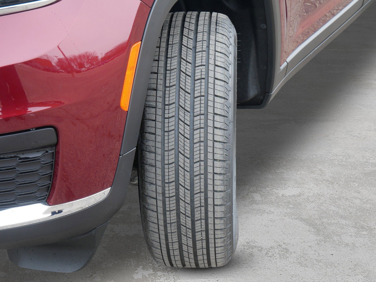 2025 Jeep Grand Cherokee GRAND CHEROKEE L LAREDO X 4X4