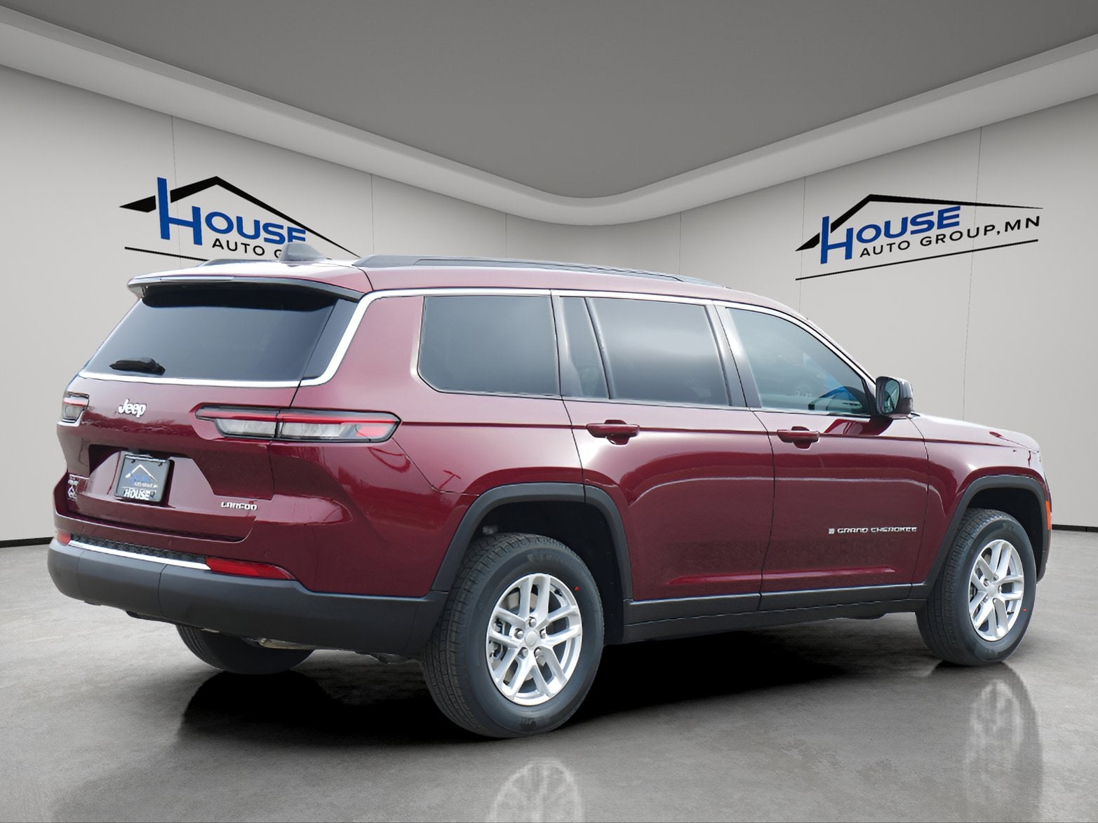 2025 Jeep Grand Cherokee GRAND CHEROKEE L LAREDO X 4X4