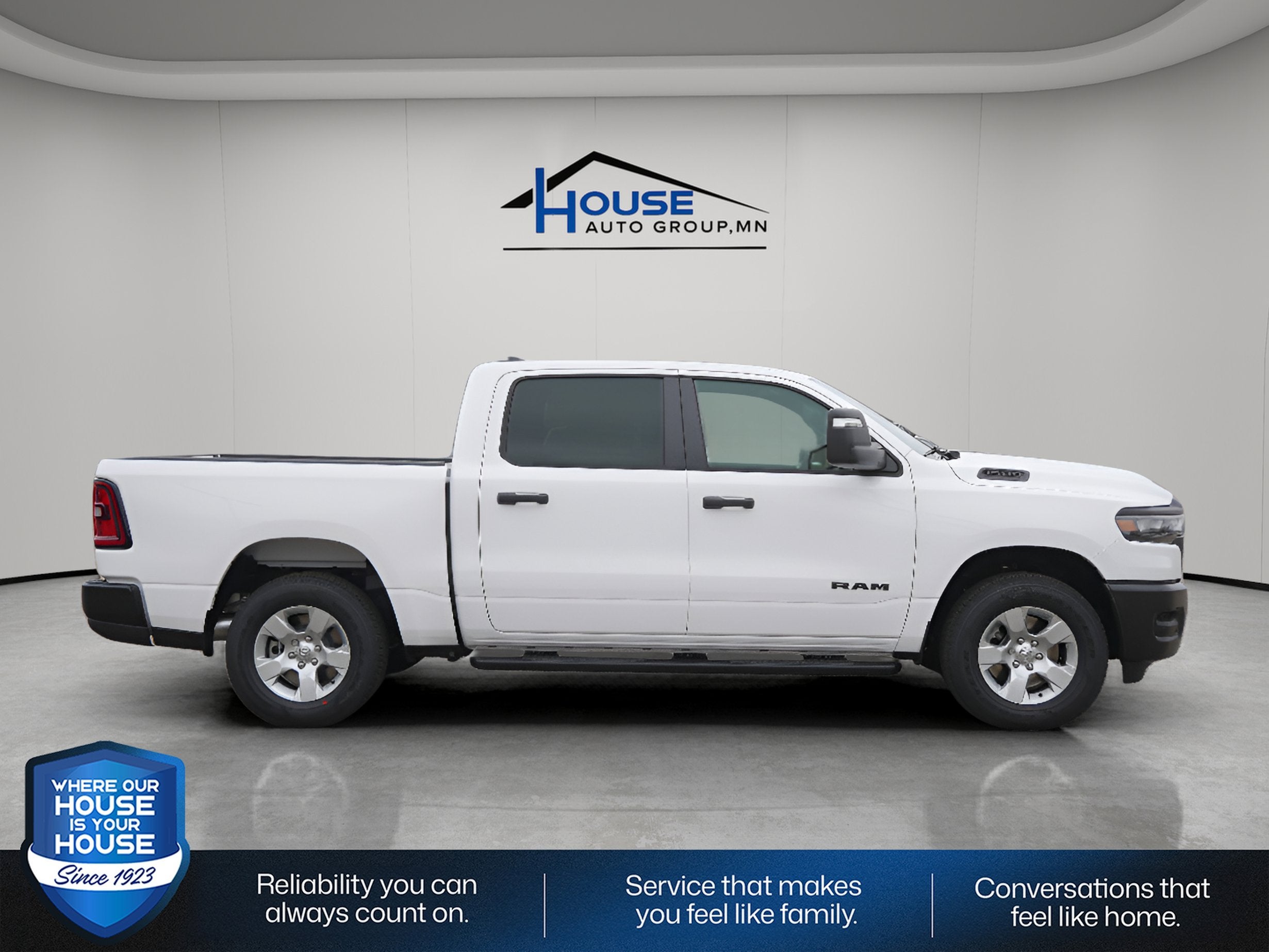 2026 RAM Ram 1500 RAM 1500 TRADESMAN CREW CAB 4X4 5'7' BOX