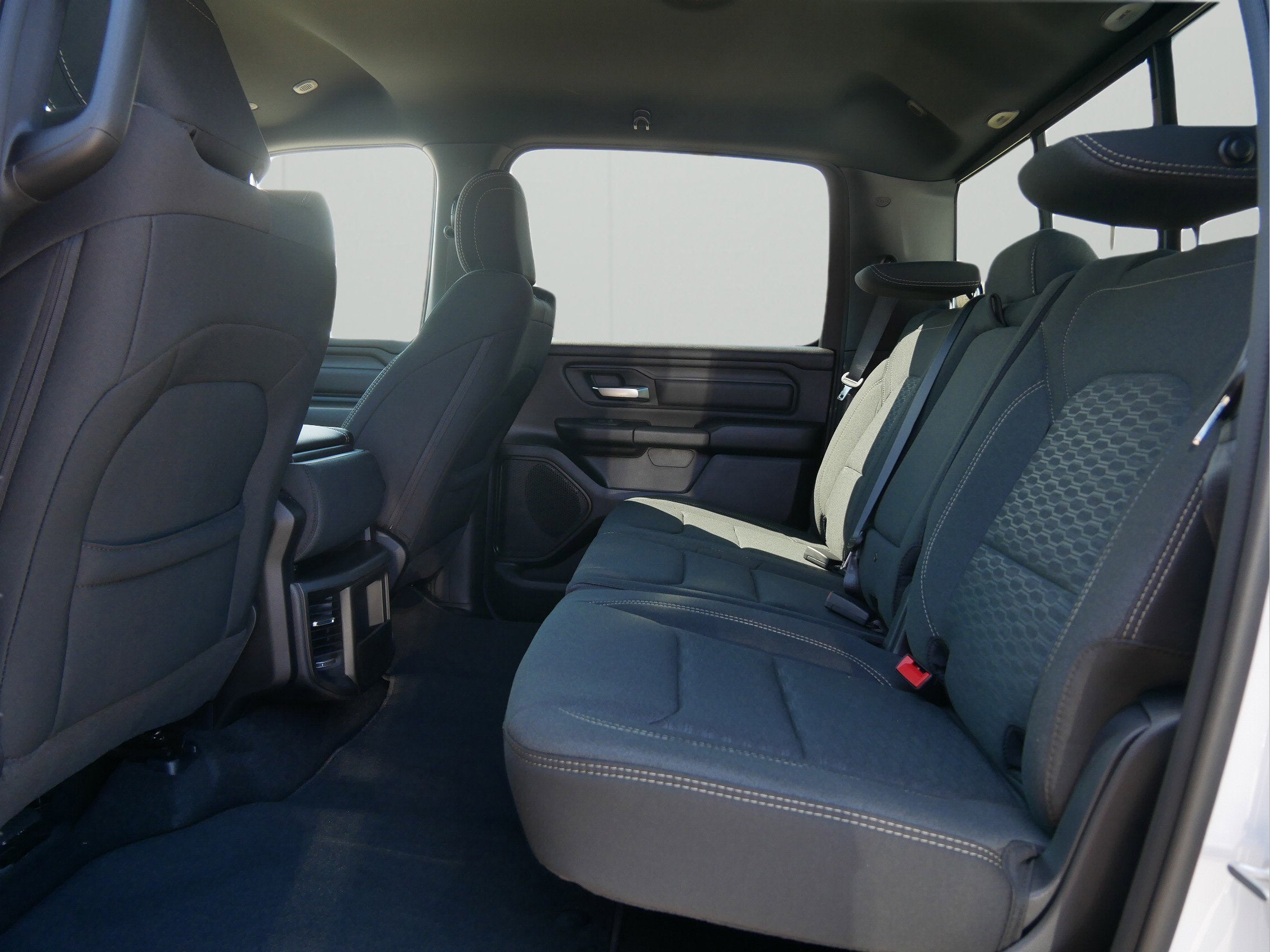 2026 RAM Ram 1500 RAM 1500 TRADESMAN CREW CAB 4X4 5'7' BOX