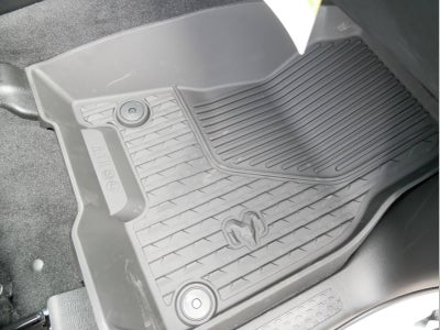 2025 RAM Ram 1500 RAM 1500 LARAMIE CREW CAB 4X4 5'7' BOX