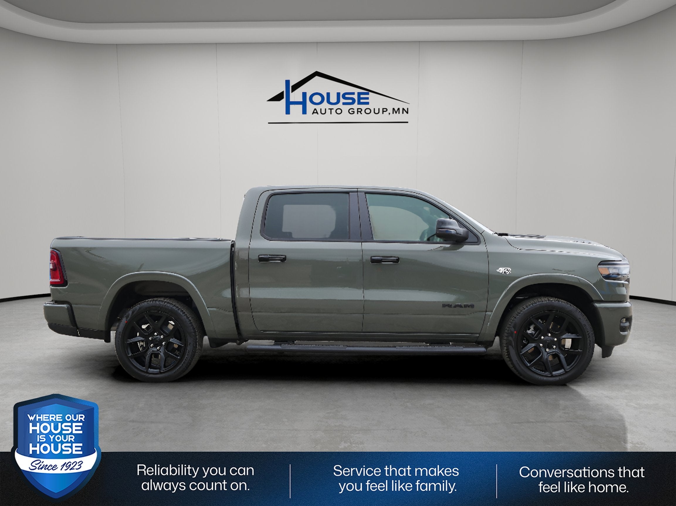 2026 RAM Ram 1500 RAM 1500 LARAMIE CREW CAB 4X4 5'7' BOX