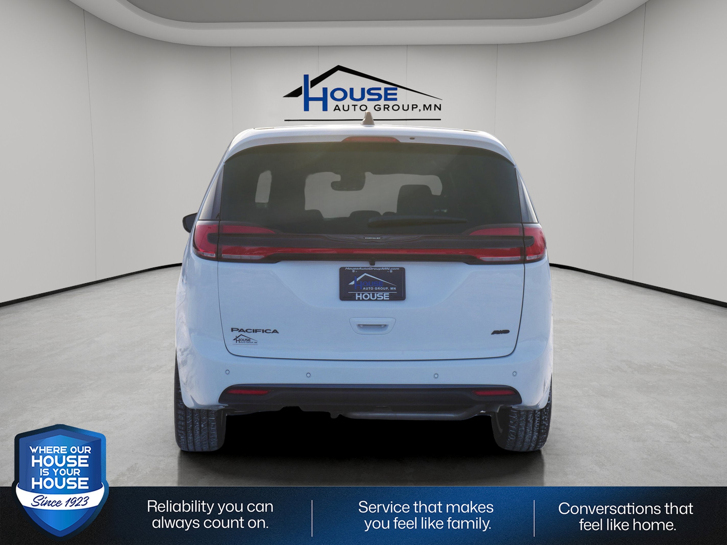 2026 Chrysler Pacifica PACIFICA SELECT AWD