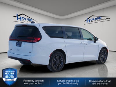 2026 Chrysler Pacifica PACIFICA SELECT AWD