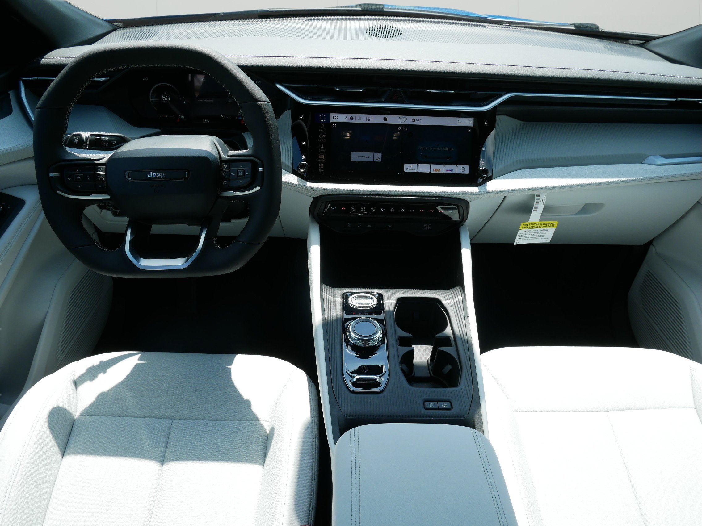 2026 Jeep Cherokee CHEROKEE LAREDO 4X4