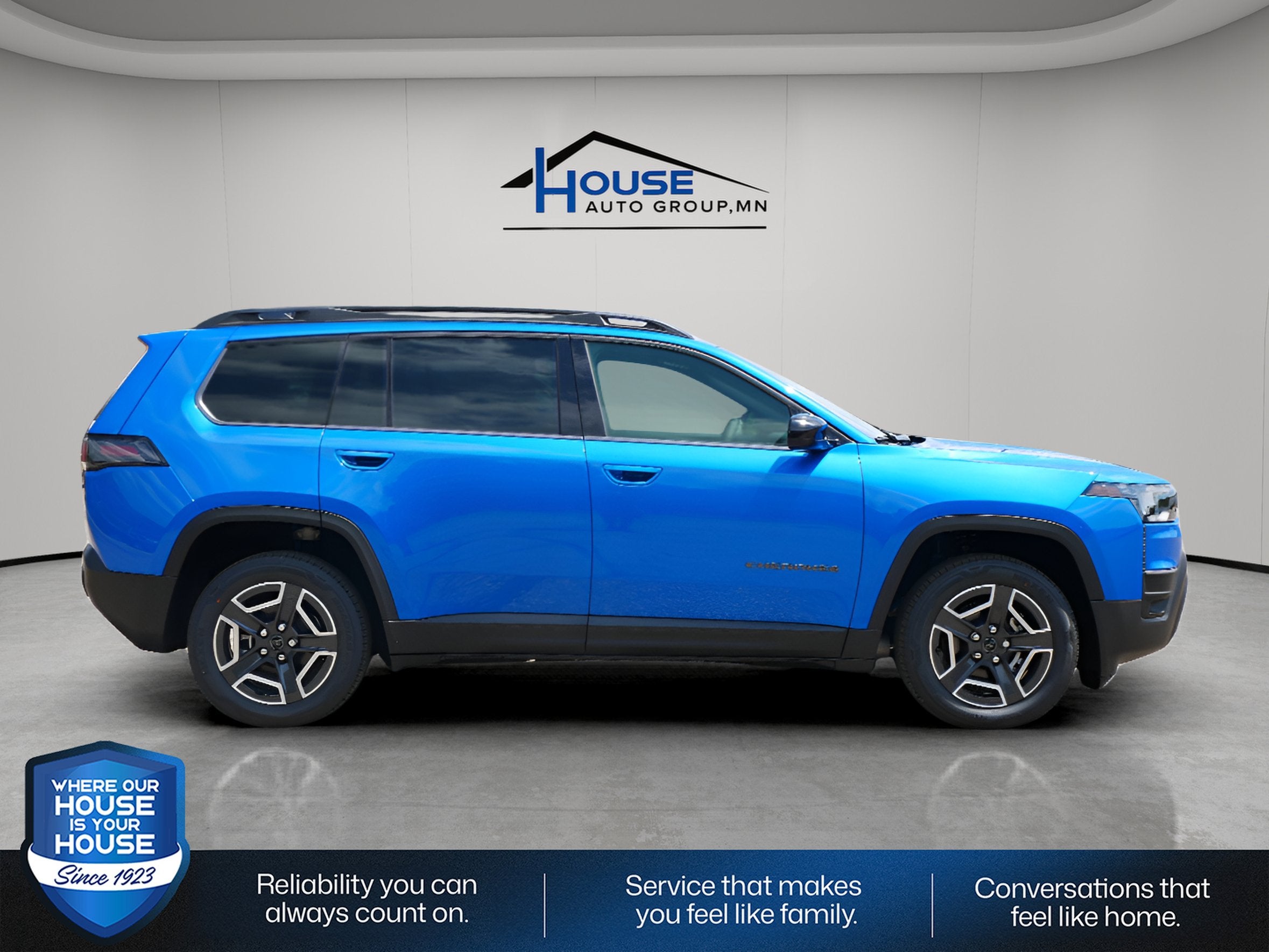 2026 Jeep Cherokee CHEROKEE LAREDO 4X4