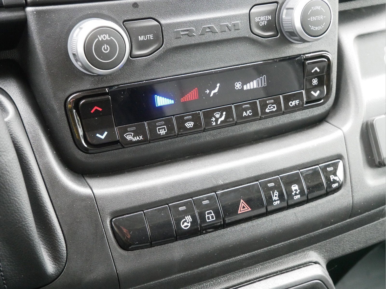 2024 RAM Ram ProMaster RAM PROMASTER 2500 TRADESMAN CARGO VAN HIGH ROOF 136' WB