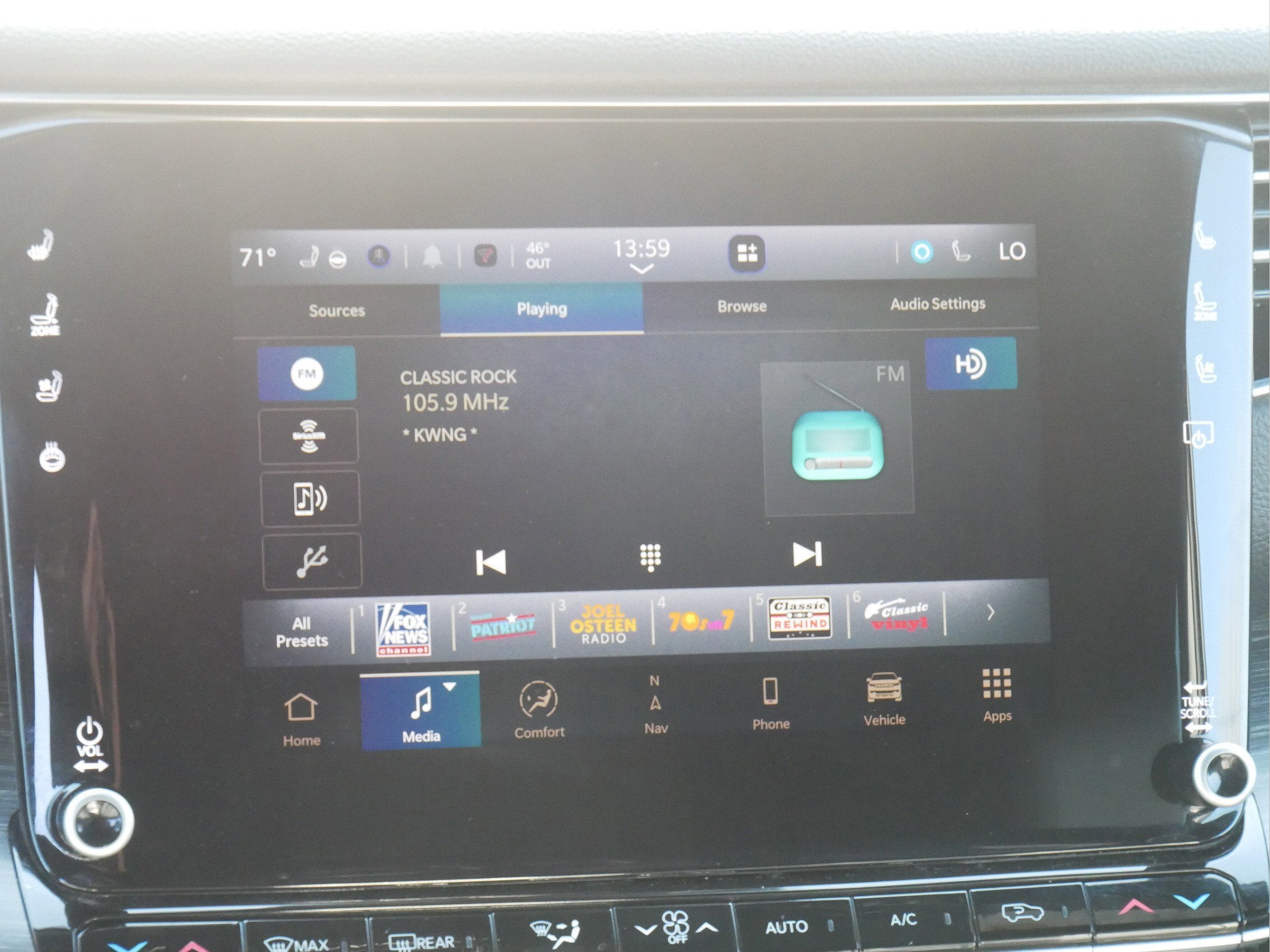 2024 Jeep Wagoneer L Series III