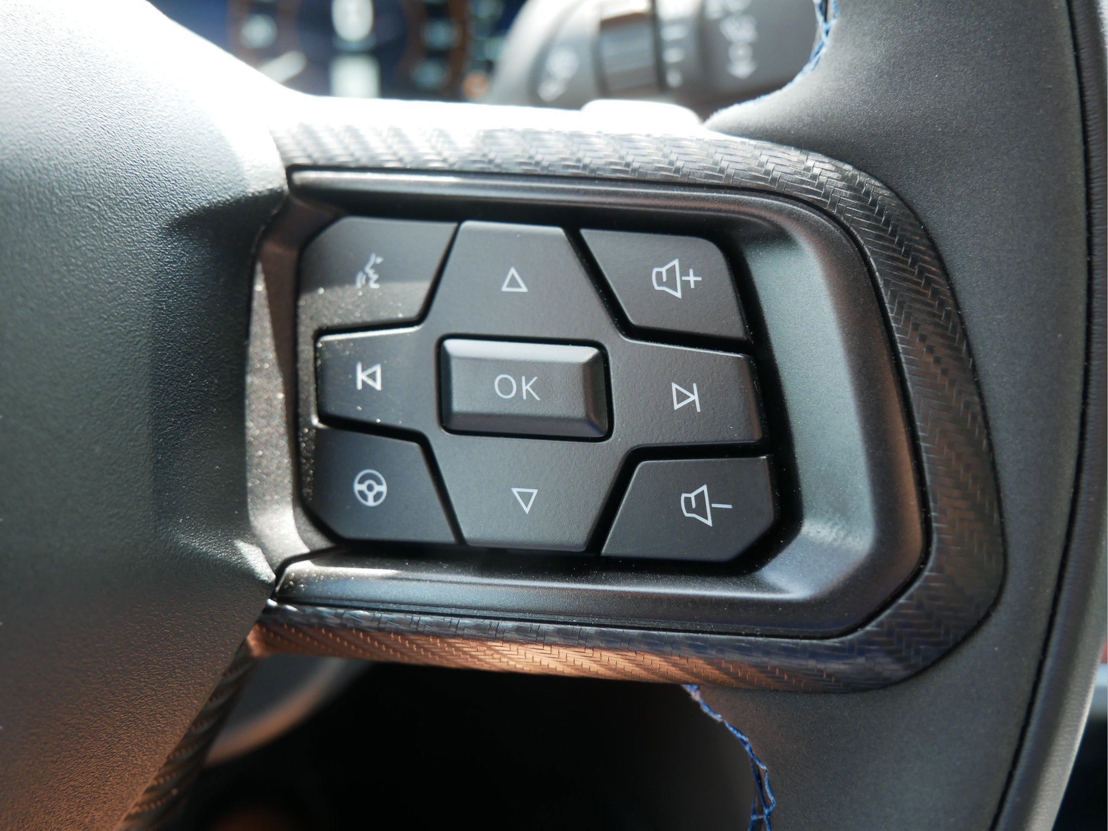 2025 Ford Mustang Dark Horse