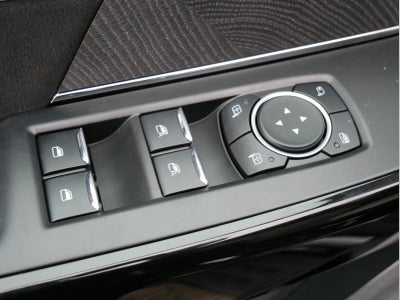 2023 Ford F-150 Lightning Platinum